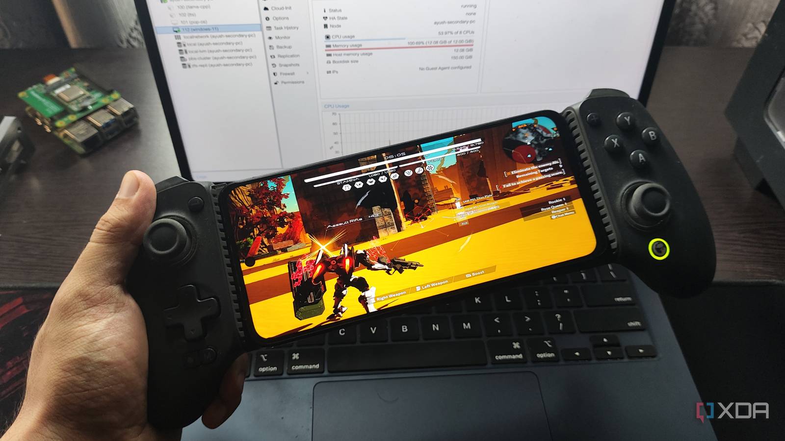 Emparelhei um telefone Android antigo com uma VM Proxmox e agora é meu dispositivo portátil para jogos favorito.