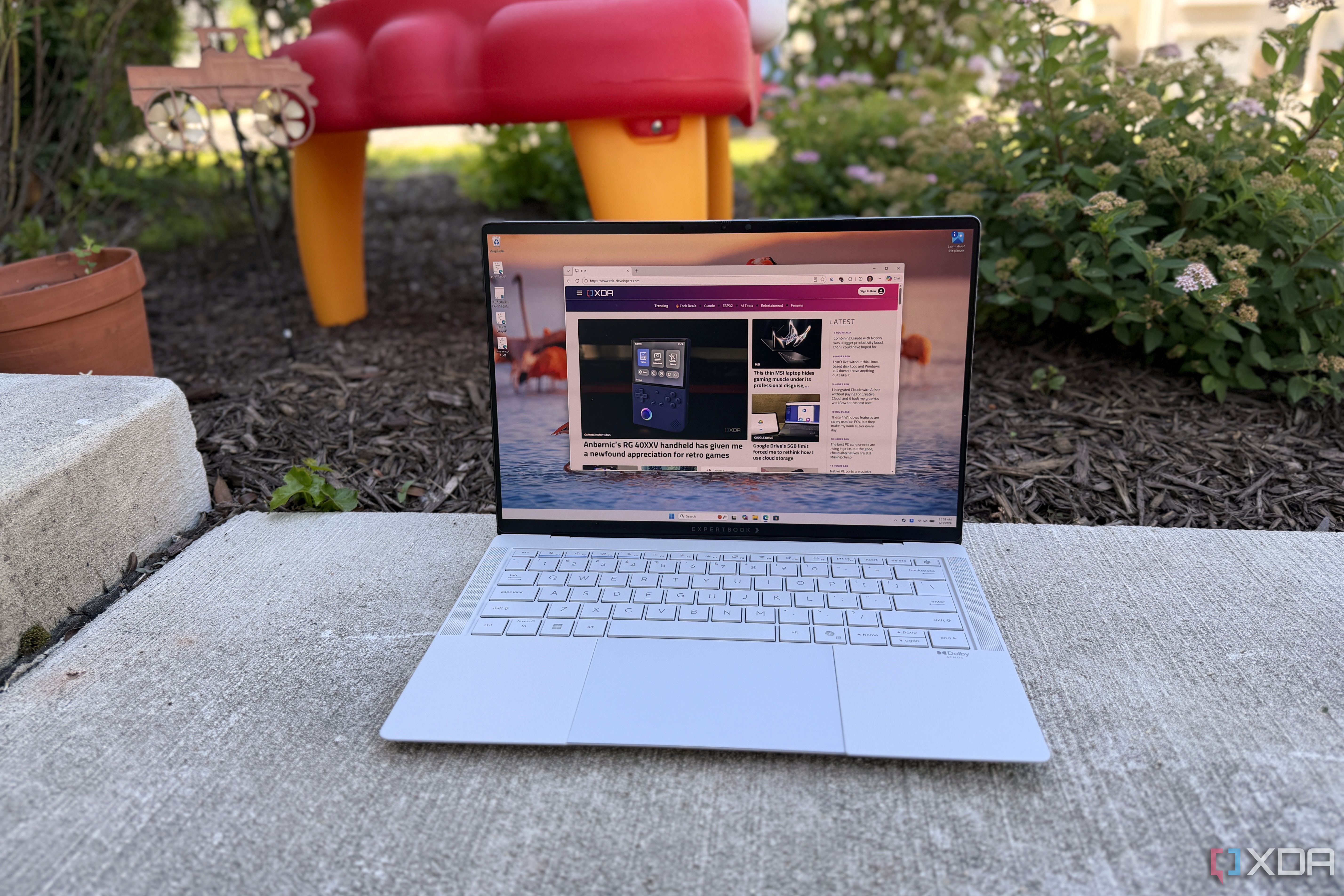 asus-expertbook-ultra-hero.jpg