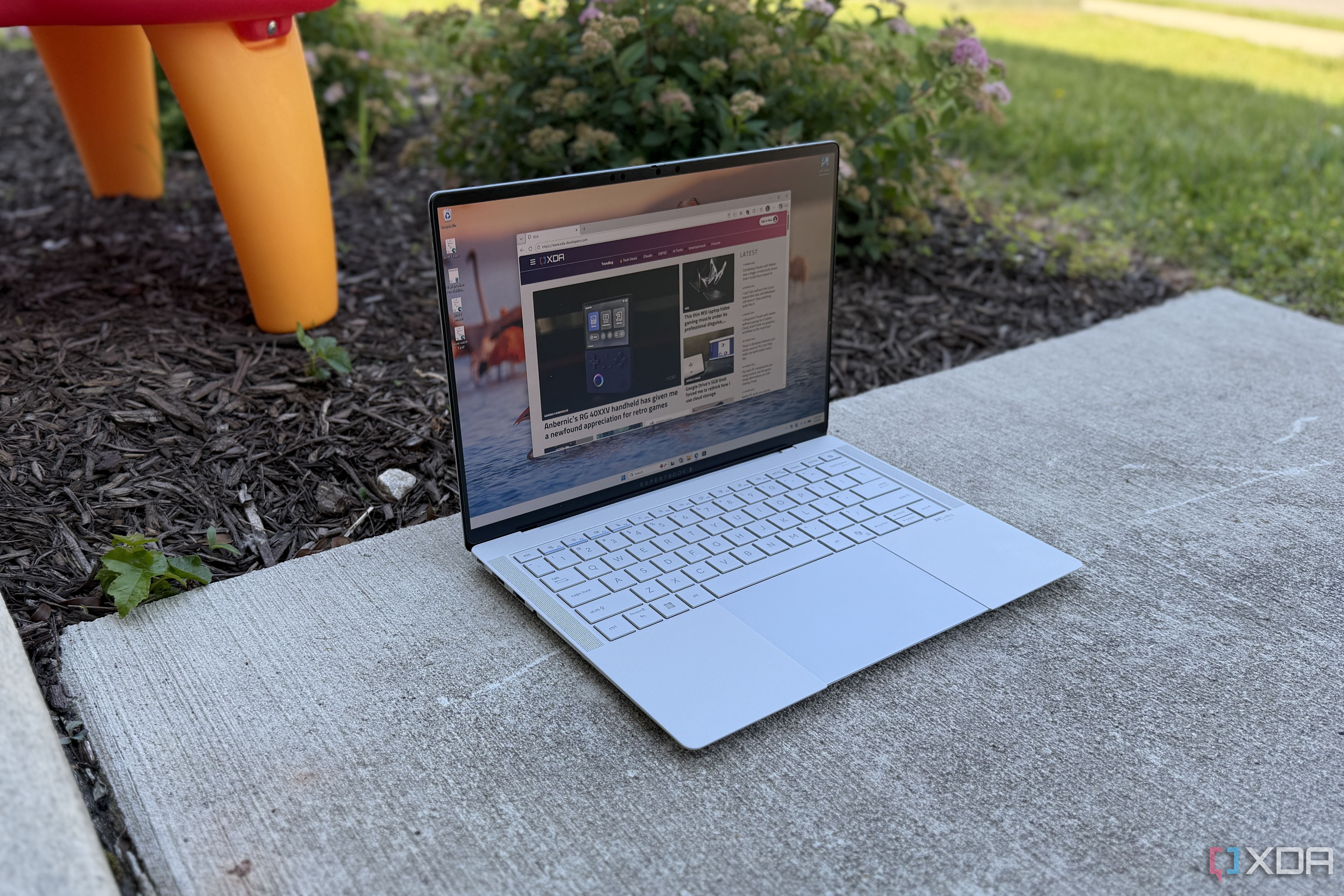 Asus forgot that business casual is supposed to be boring, and the