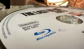 Blu Ray Loading Sign I thought Blu-rays and DVDs were obsolete until I discovered how long ...