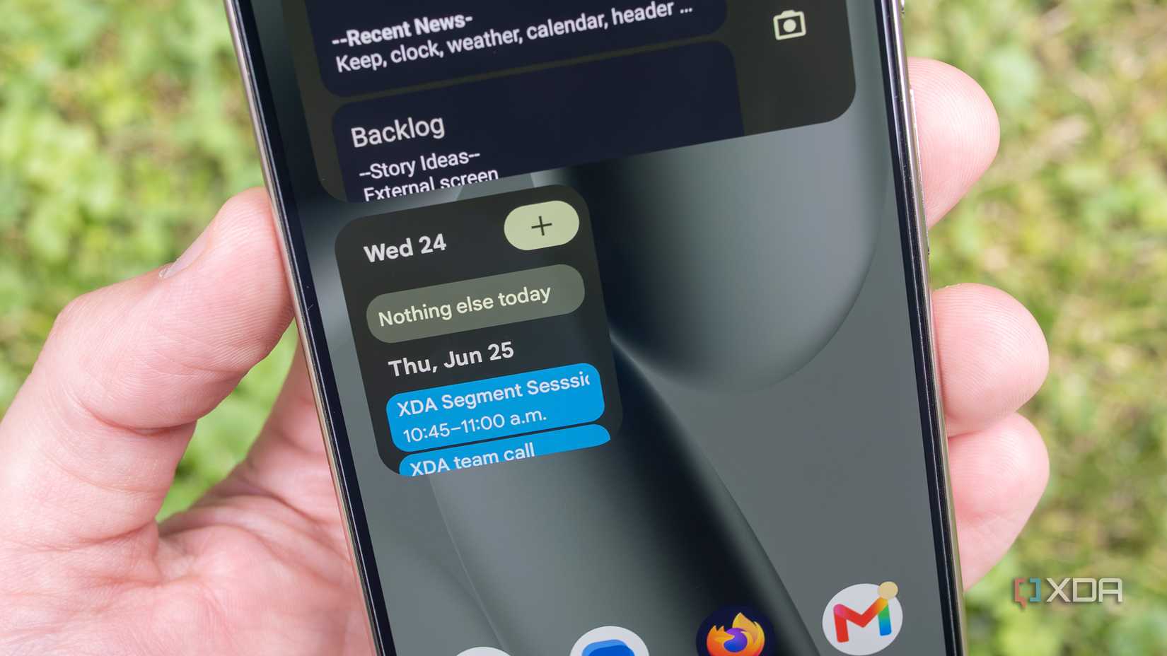 Pixel 10 Pro with calendar widget