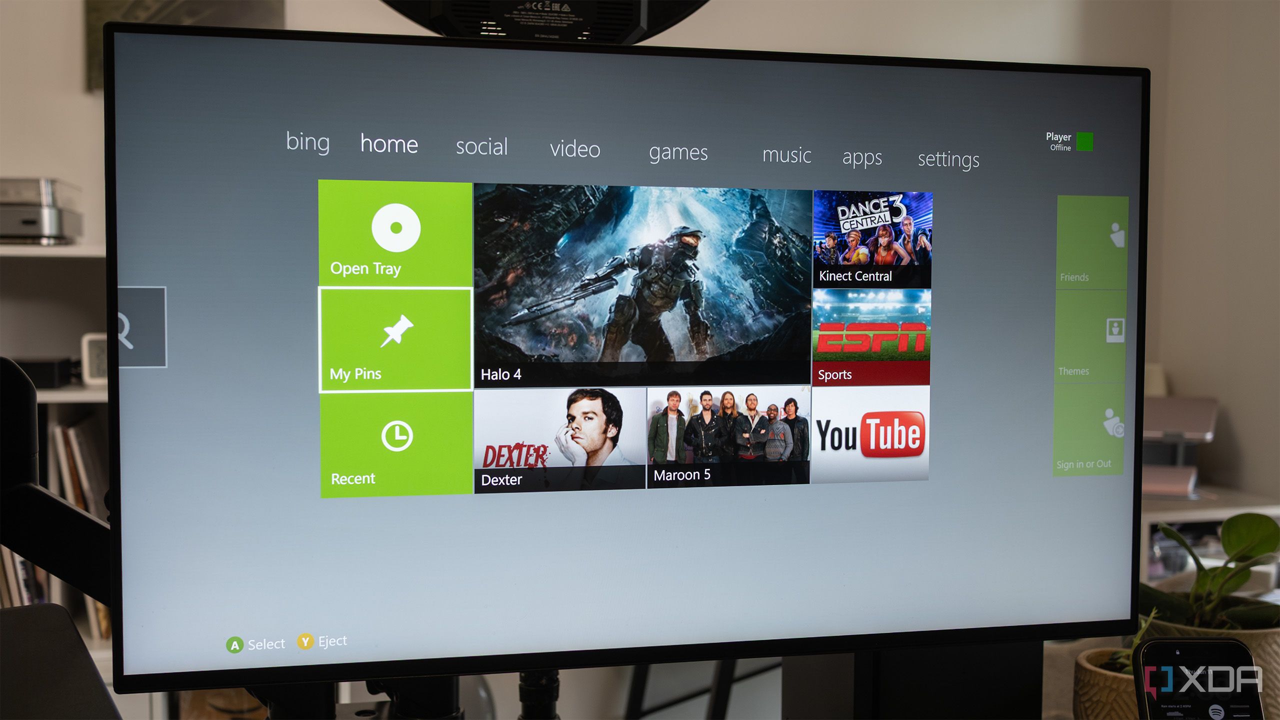 Xbox 360 Metro dashboard feels modern in 2026