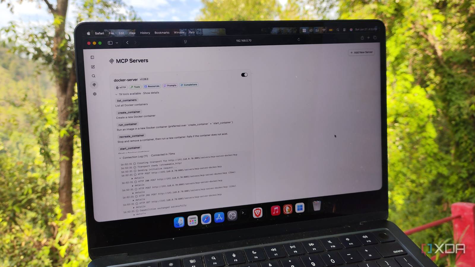Conectei meu servidor Docker a LLMs locais e agora minha estação de trabalho de autoatendimento gerencia sozinha