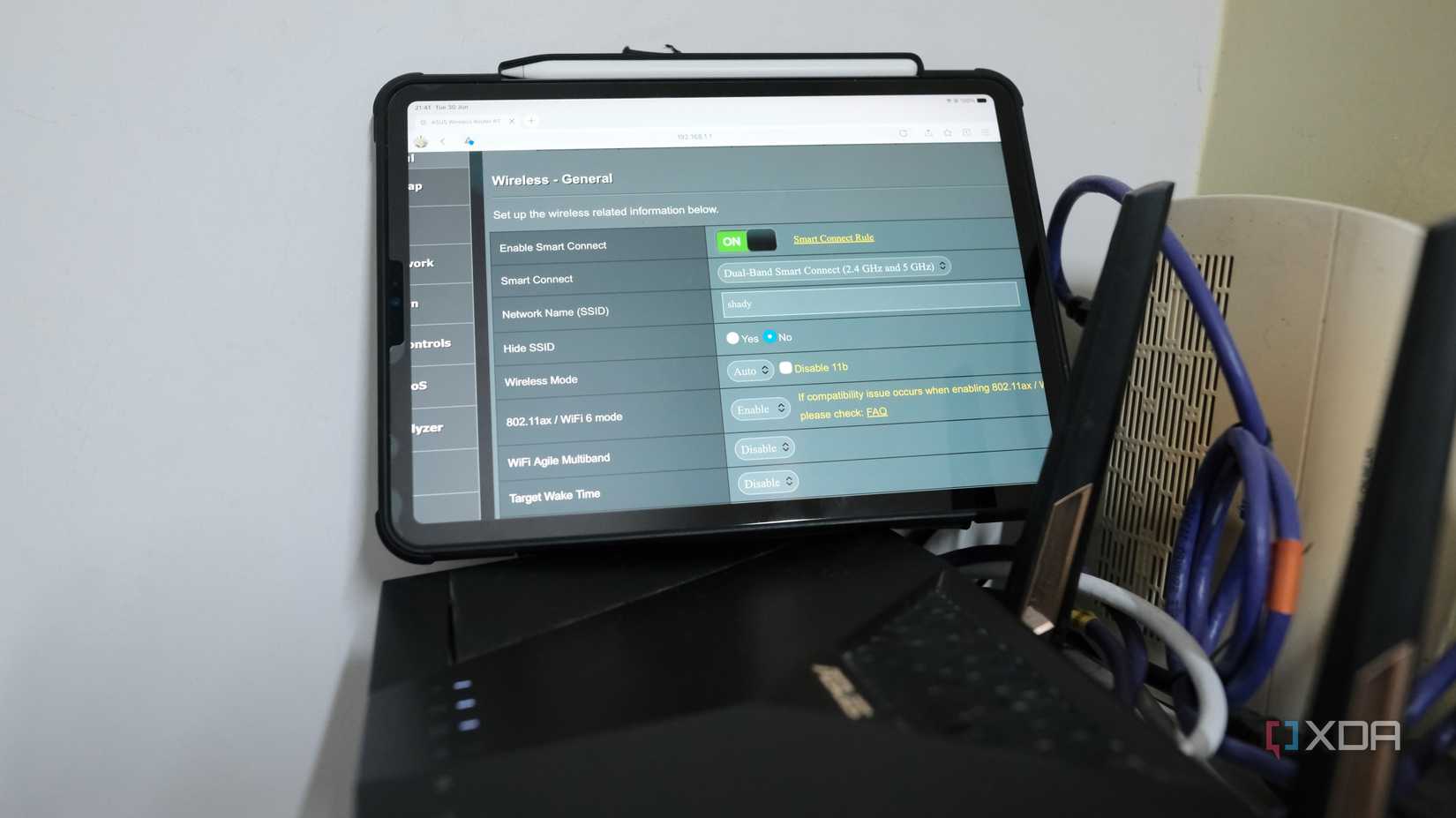 Enable band steering for wireless devices on home network
