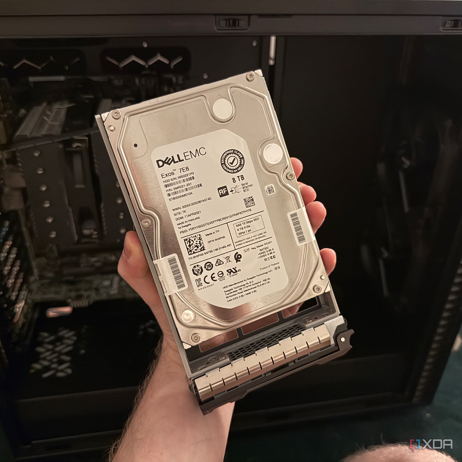 NAS IS LIKE　 7インチ I built a NAS with enterprise SAS drives, and the hidden costs