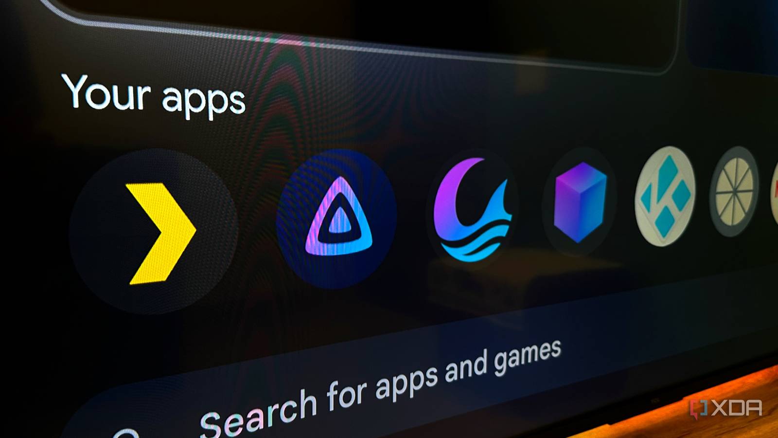 Jellyfin finalmente fica bem na minha TV, mas tive que parar de usar o cliente padrão