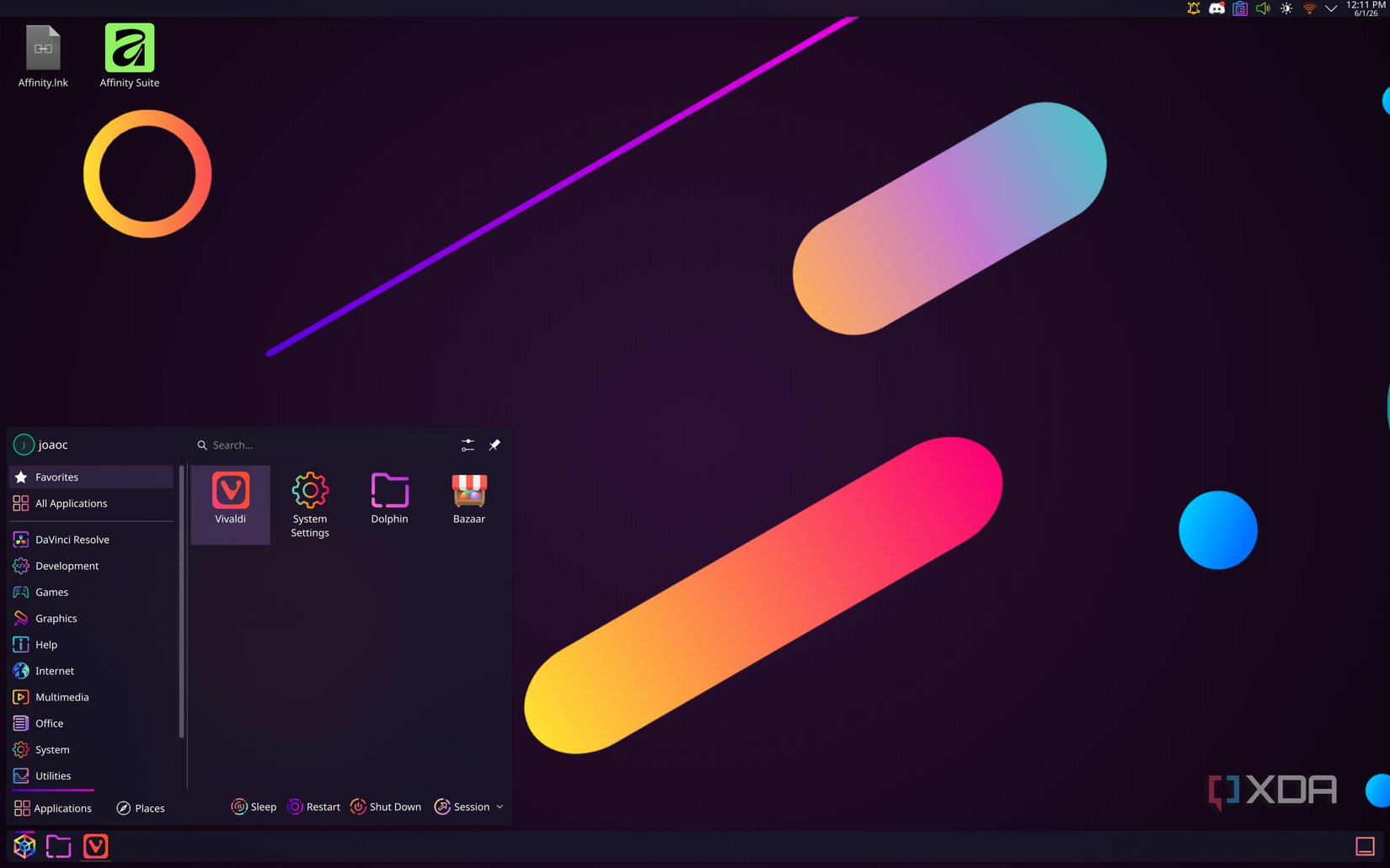 KDE Plasma with theme 2