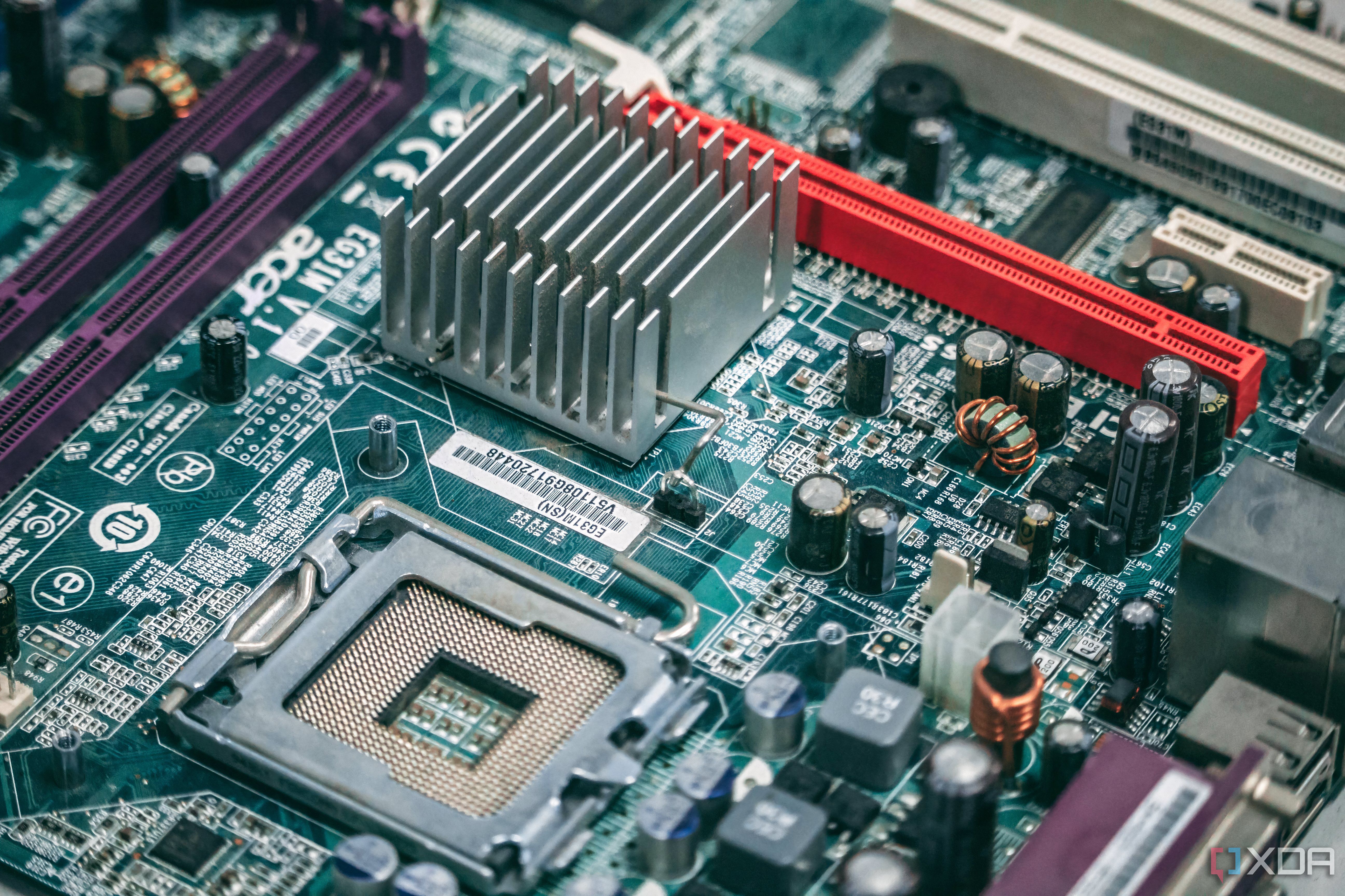 Motherboard BIOS silently throttles PCIe slots