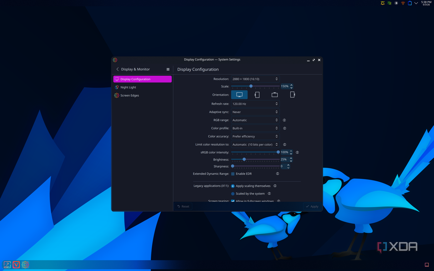 Screenshot of KDE Plasma System Settings showing no option for enabling HDR