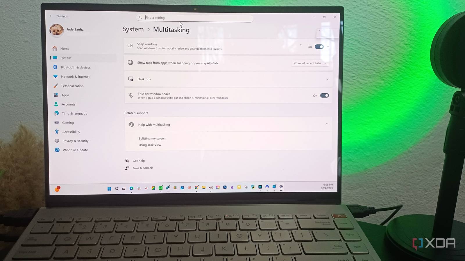It takes seconds to enable these Windows 11 multitasking settings, but ...