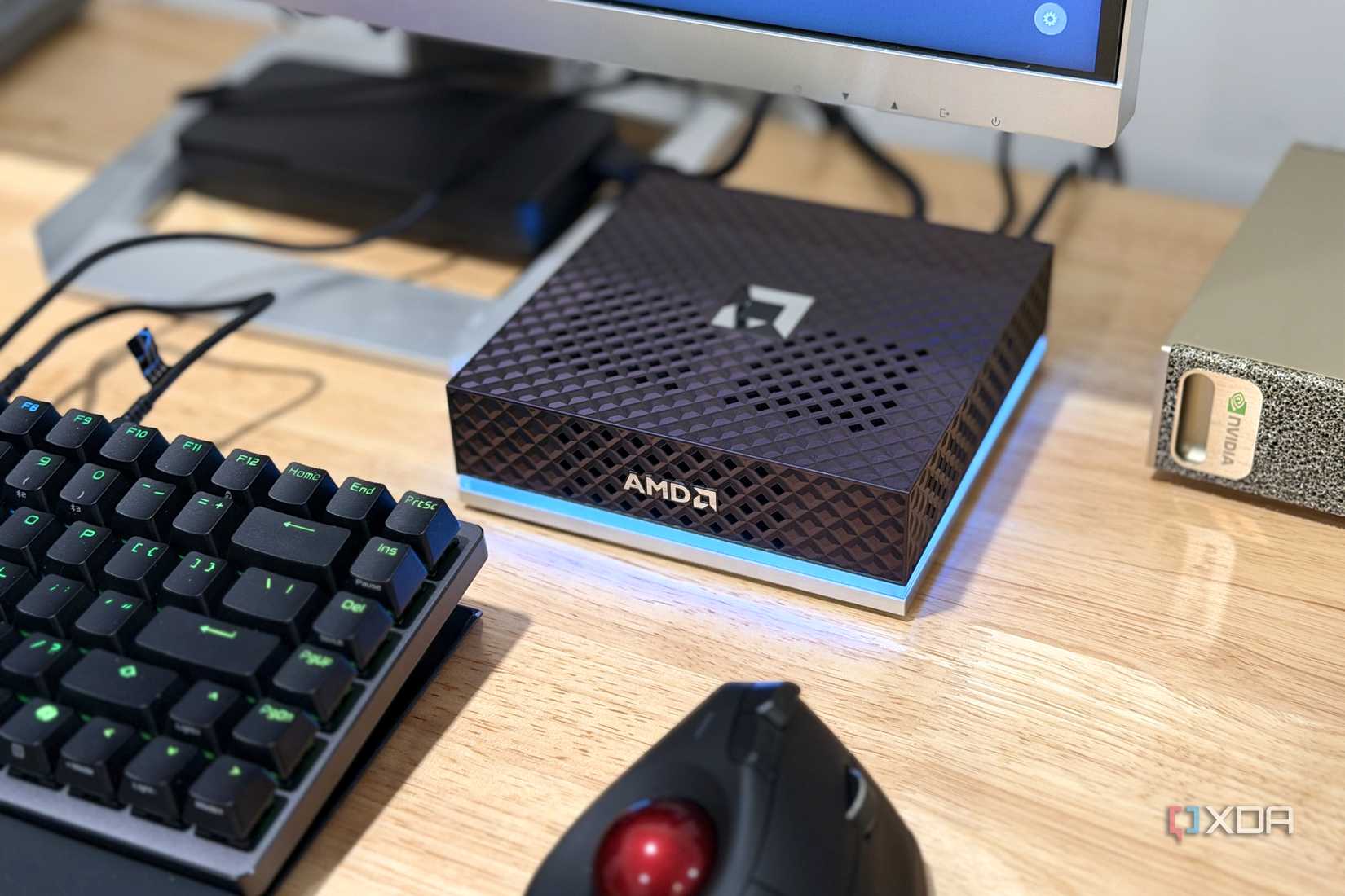 amd ryzen ai halo working away