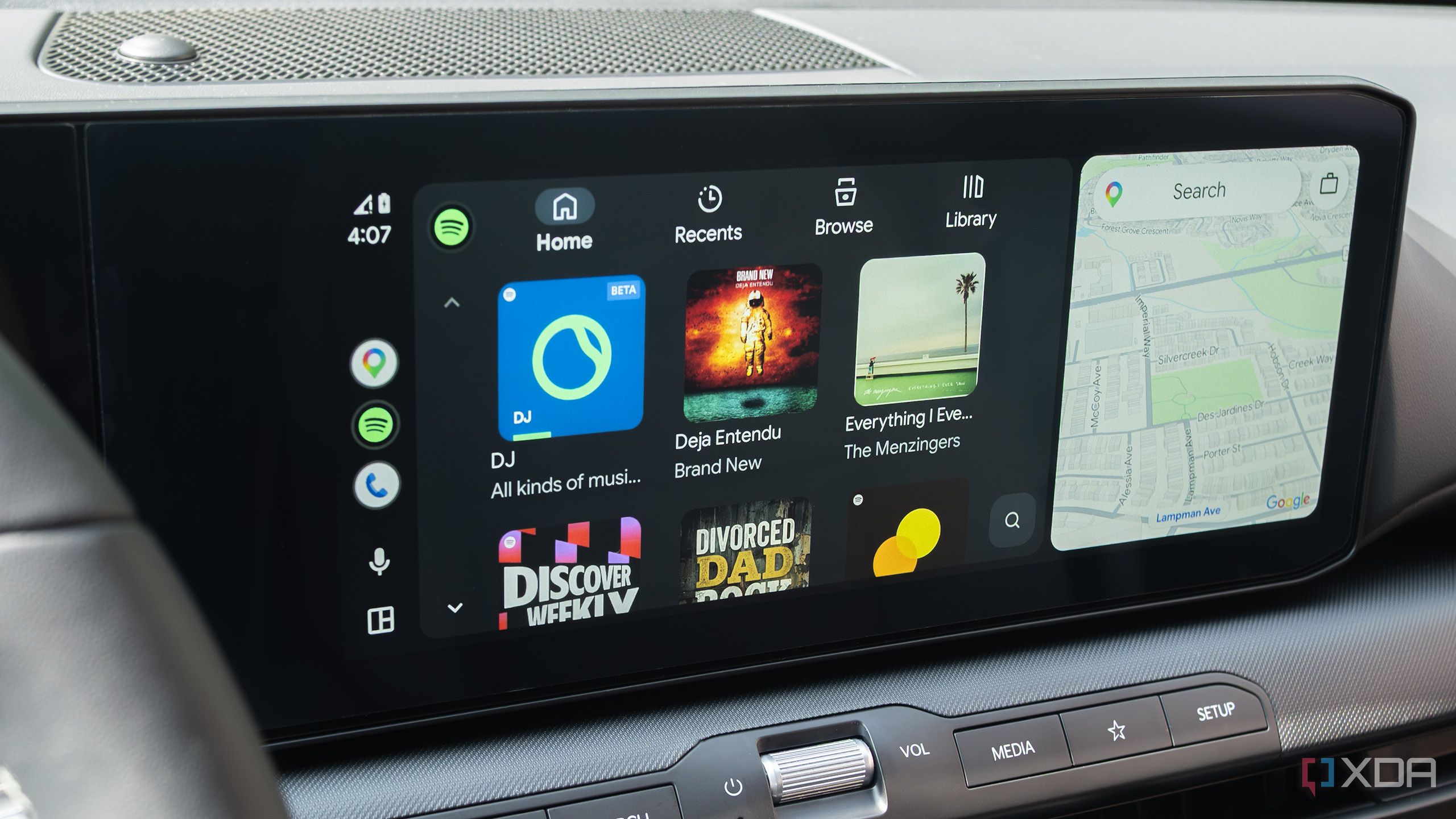 Spotify running on Android Auto 