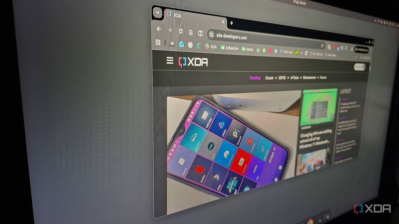 I switched to COSMIC and discovered the dual-monitor workspace feature KDE should have shipped with