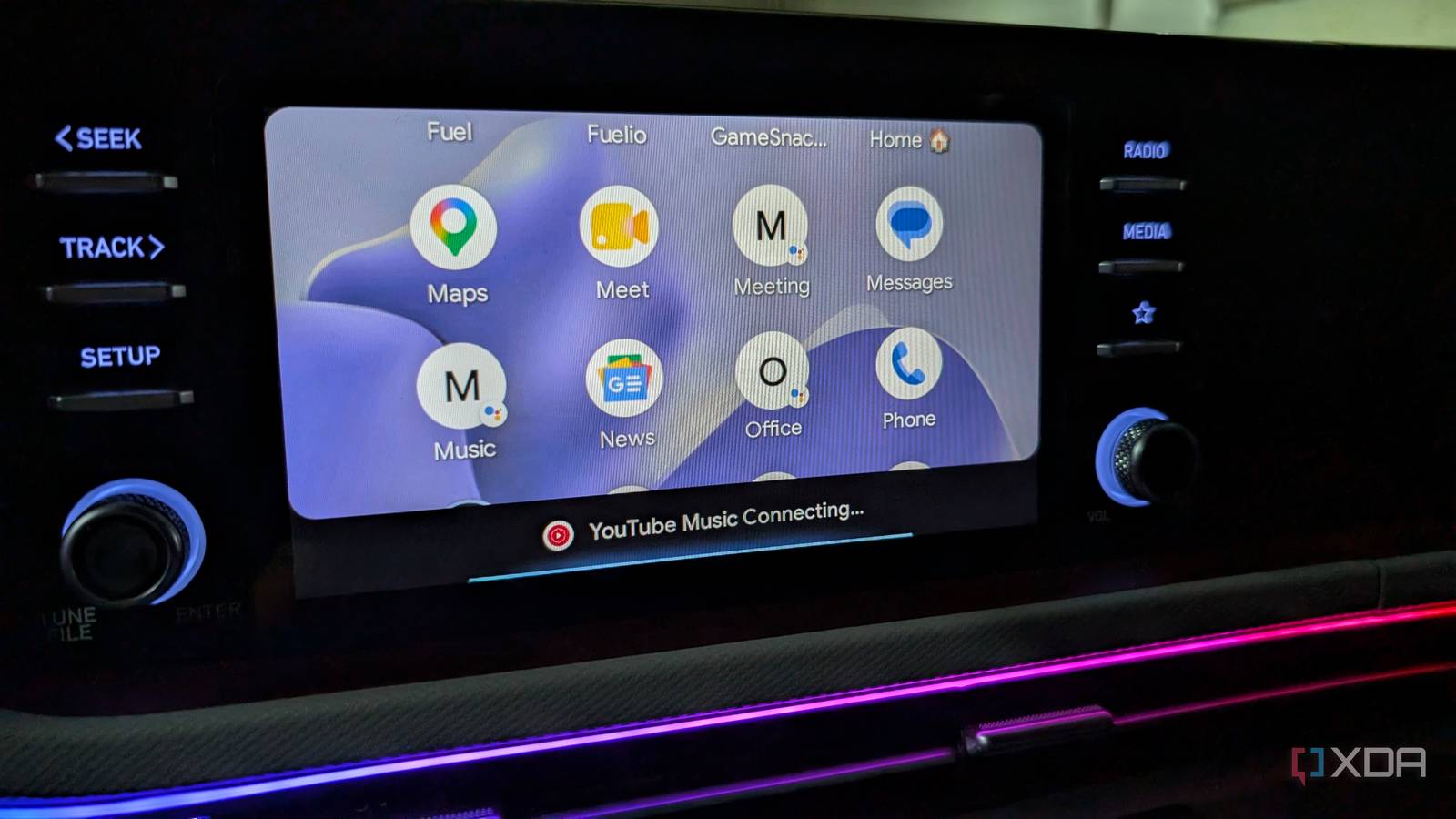 Substituí meu painel do Android Auto e ele se tornou instantaneamente mais útil e produtivo