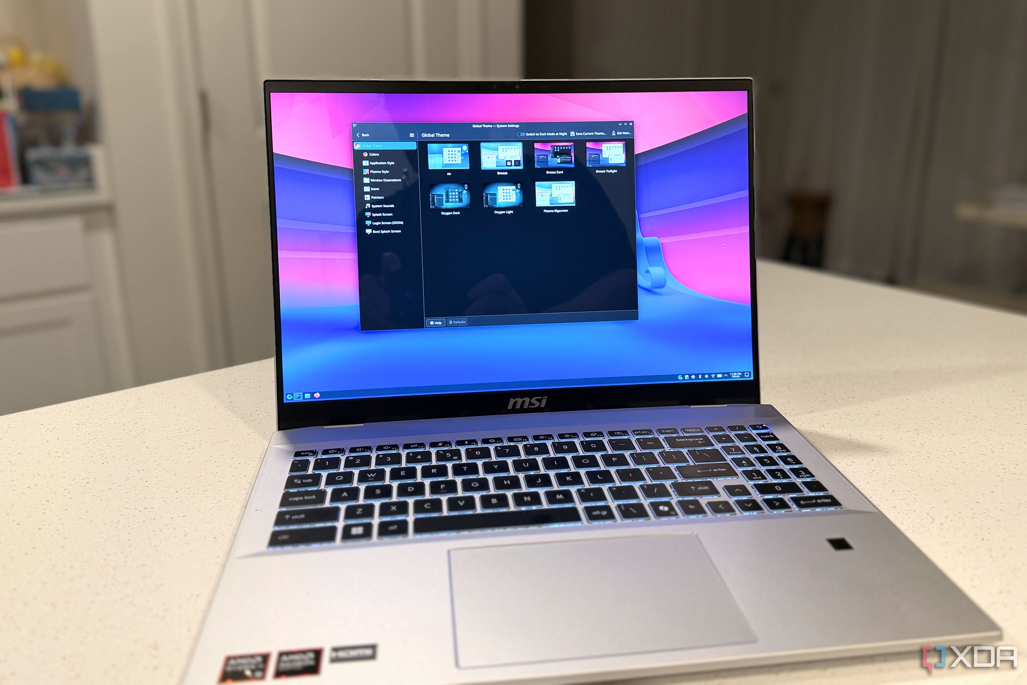 KDE Plasma vs Windows 11 Feature Comparison