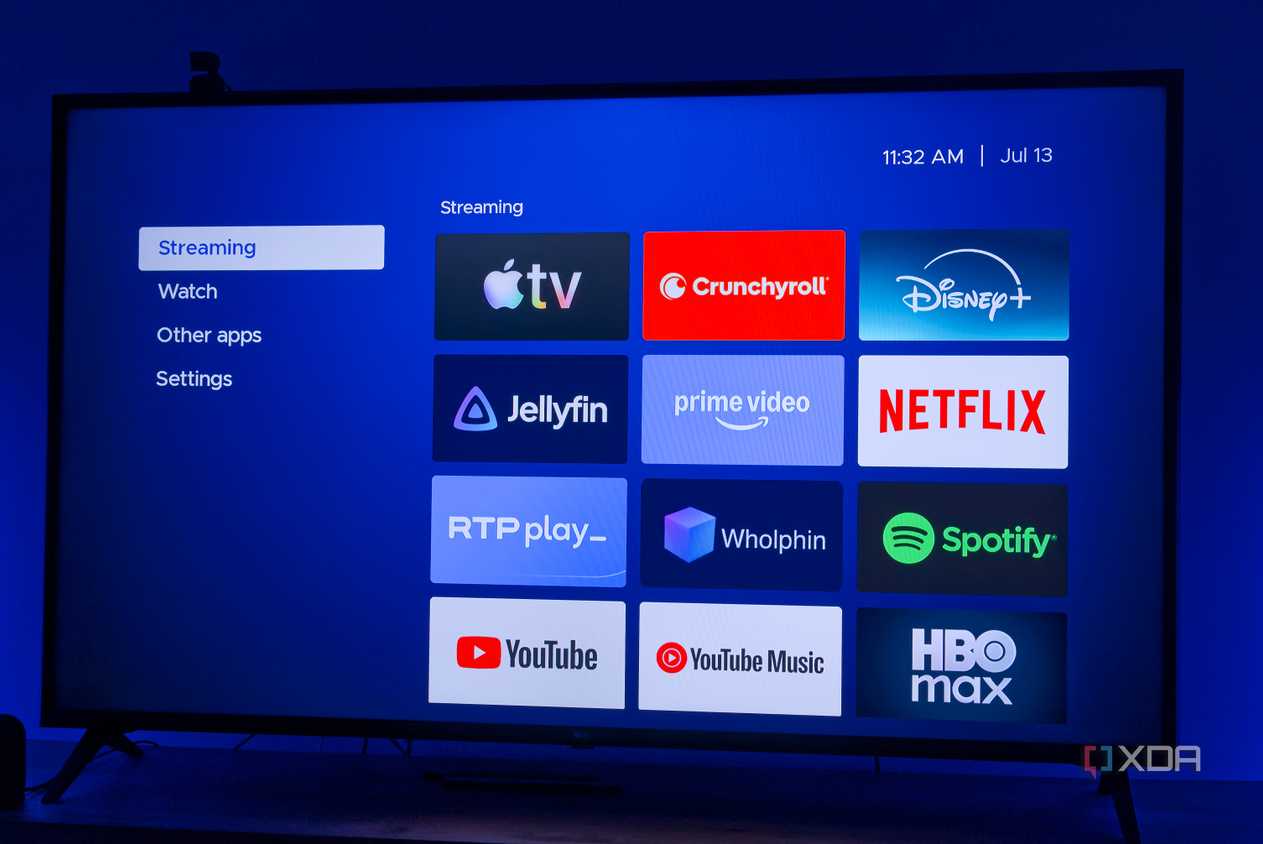 A TV displaying a group of apps in Kyu Launcher for Android TV