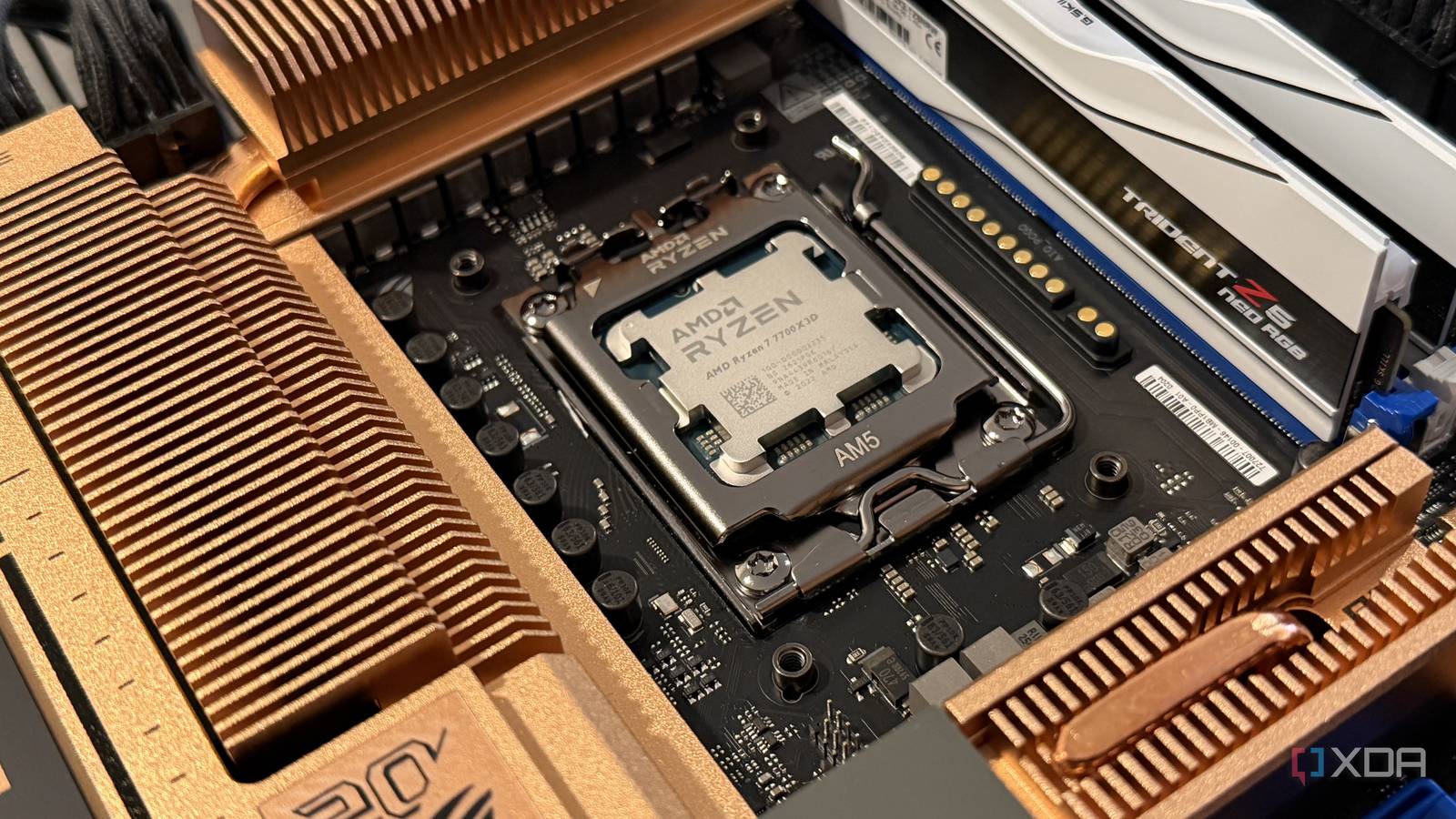 Estou feliz por ter comprado o AM5 porque a troca de CPU é uma das últimas atualizações baratas em 2026.