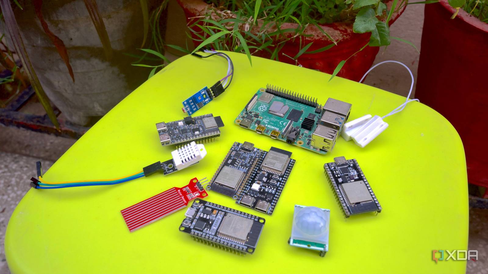 Diese 7 Smart-Home-Anwendungen benötigen keinen Raspberry Pi – ein ESP32 ...
