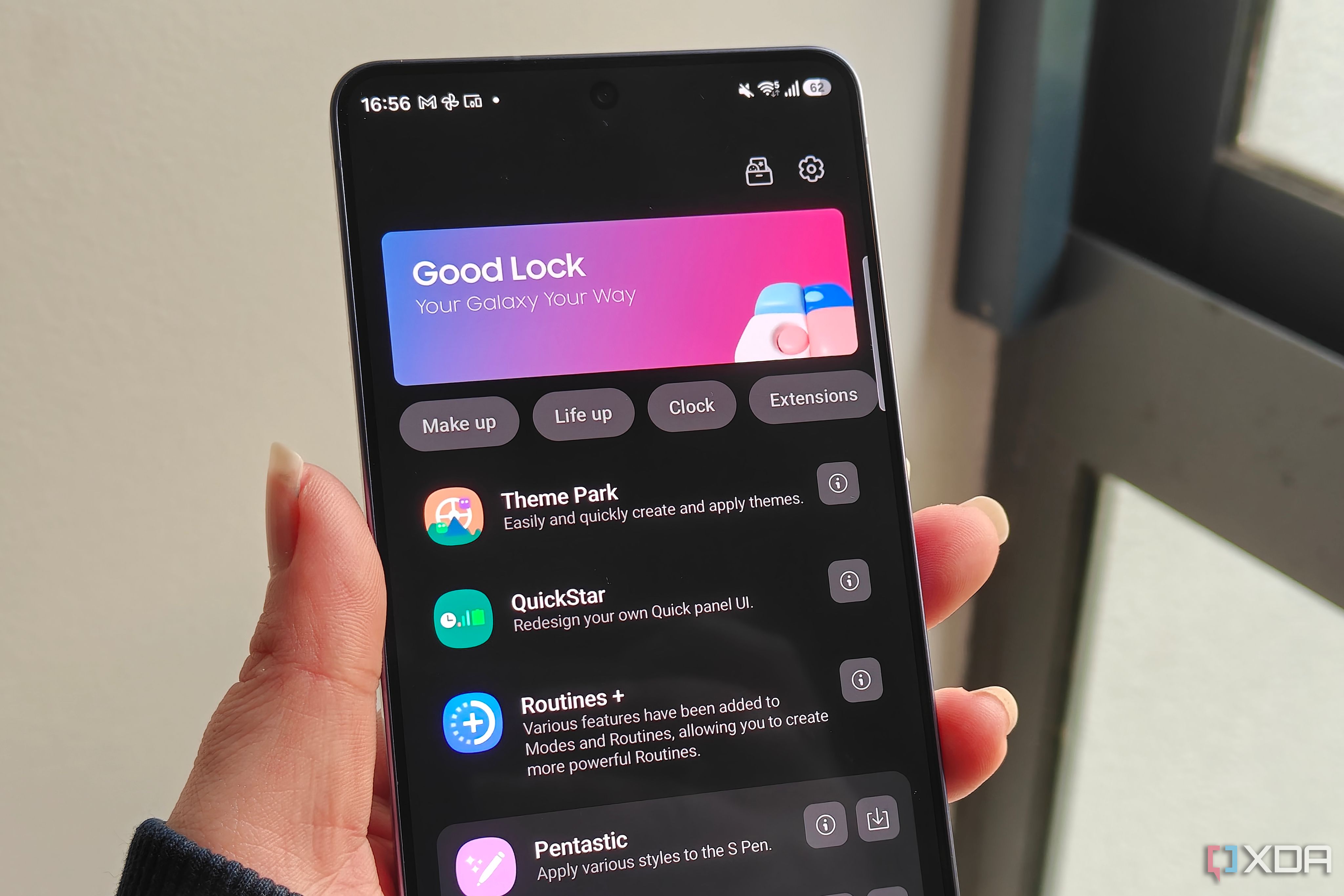 the good lock app on a samsung galaxy smartphone