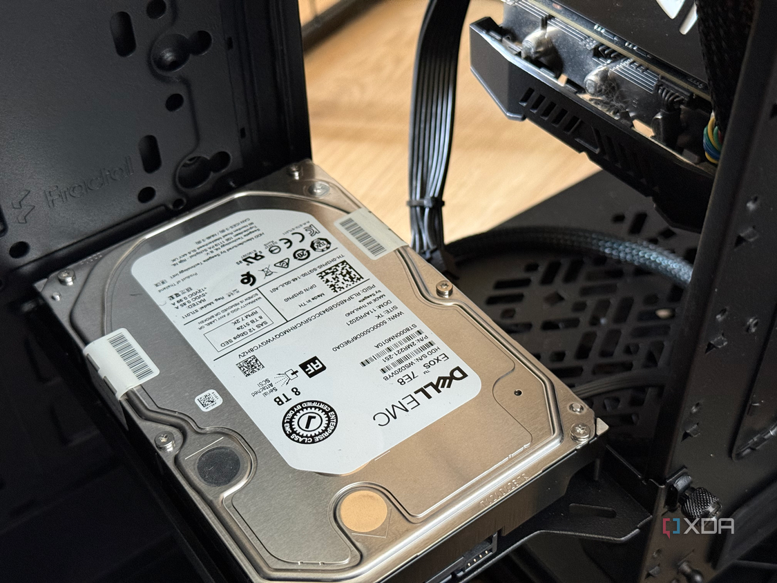 Использование серверных SAS-дисков для домашнего сервера Диск Seagate Exos 8TB корпоративного класса в домашнем ПК