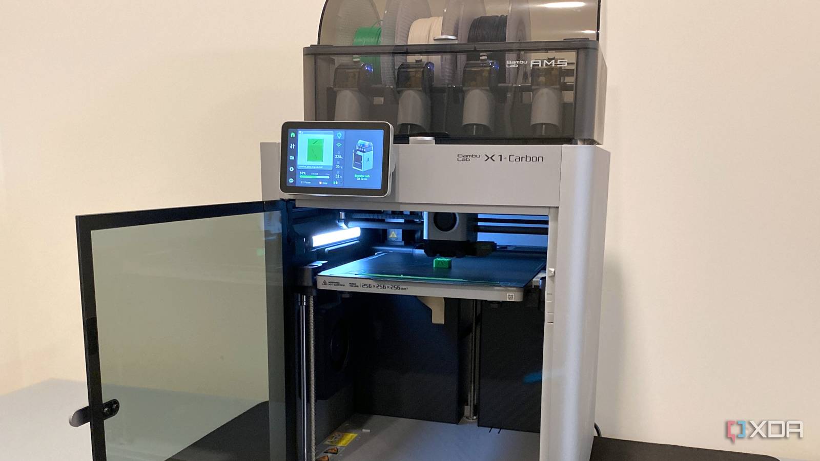 Imprimante 3D Bambu Lab X1 Carbon : j'ai arrêté de découper mes modèles