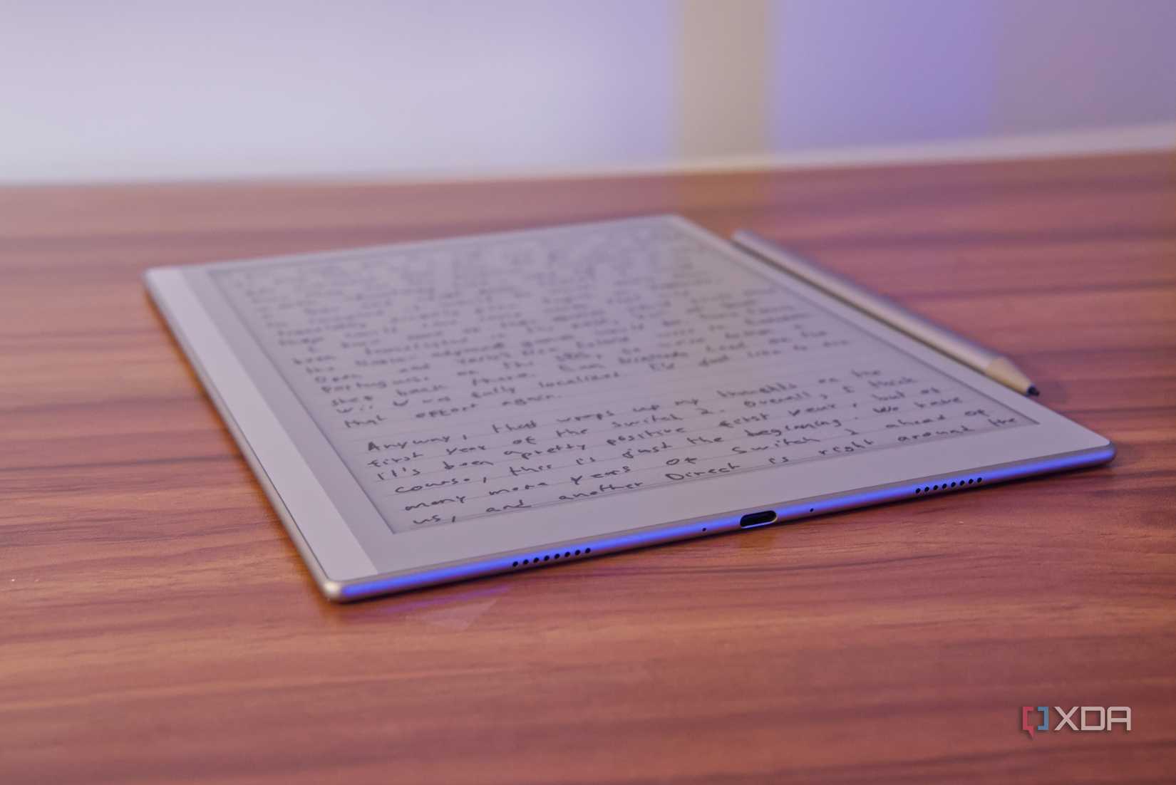 Angled view of the Boox Go 10.3 tablet showing the siude of its frame