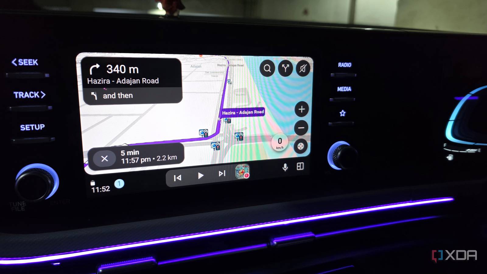 I compared Google Maps and Waze on Android Auto for a month ...