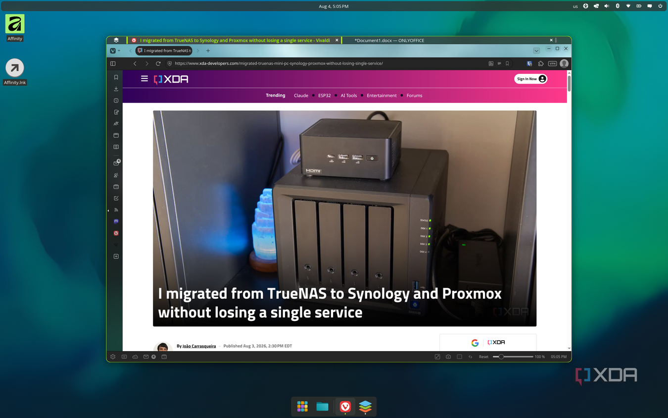 Переход на COSMIC: почему я сменил рабочий стол в Linux Screenshot ofCOSMIC desktop showing a Vivaldi browser window that's stacked with an OnlyOffice window. Each window can be seen as a tab