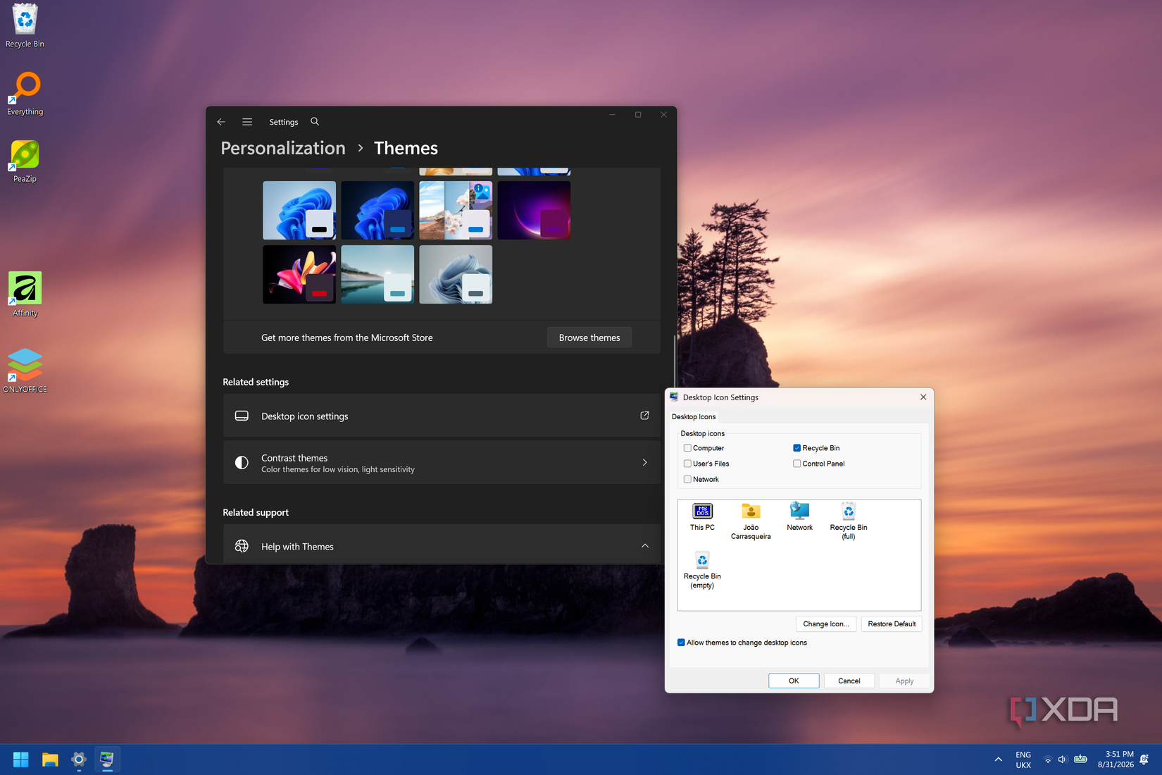 바탕 화면 아이콘 사용자 지정 대화 상자를 보여주는 Windows 11의 스크린샷