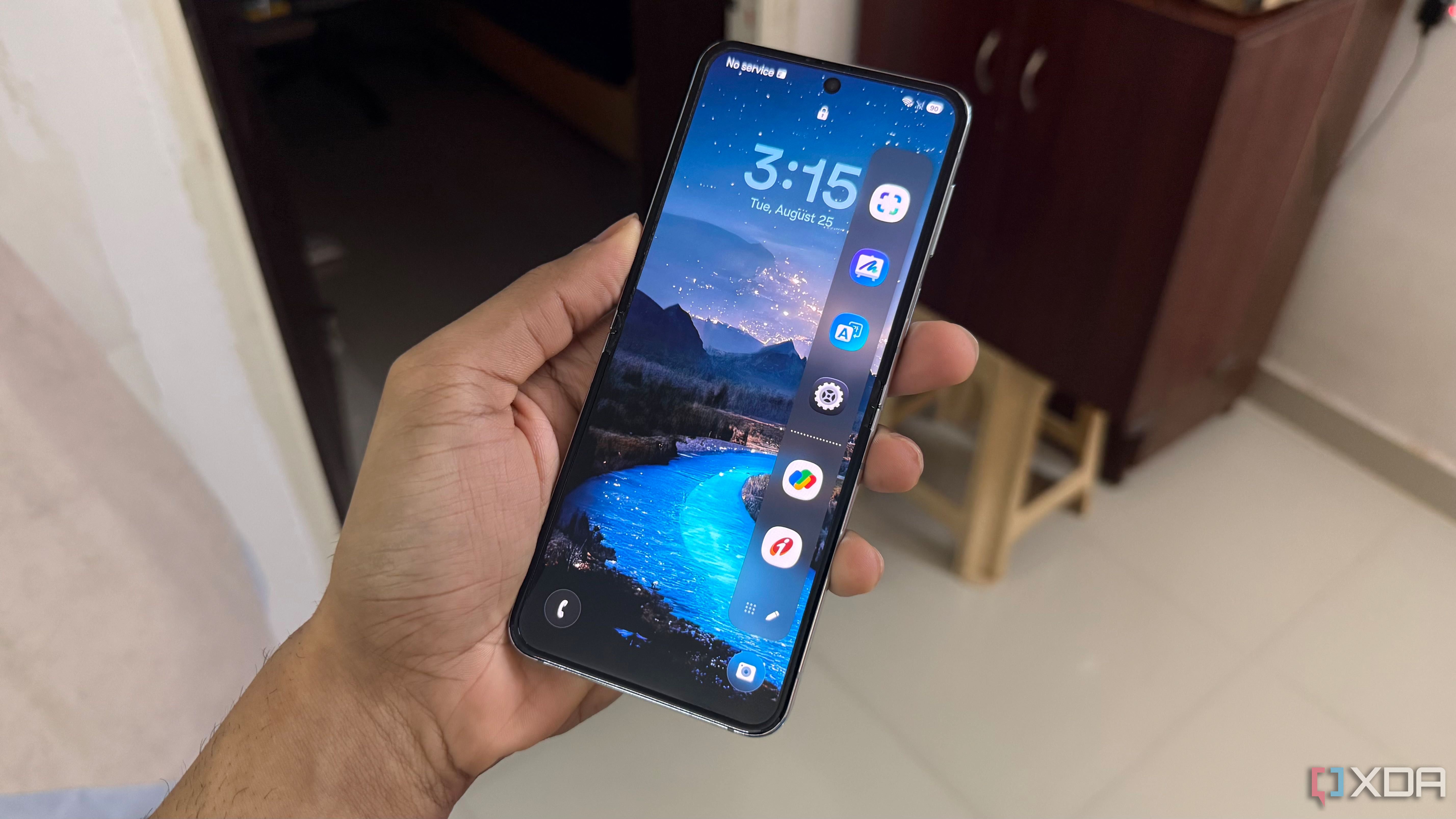 Edge panels on a Samsung Galaxy phone
