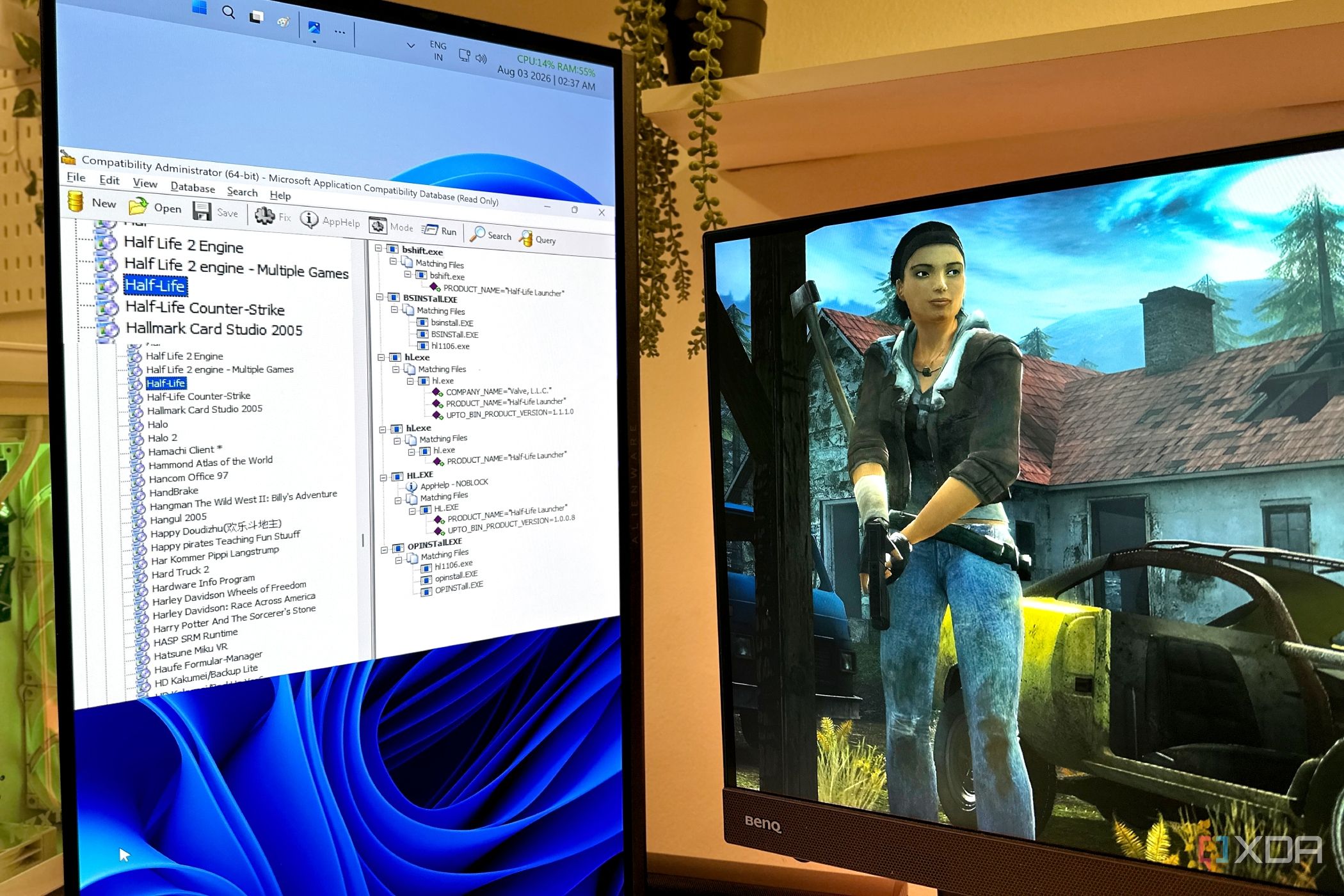 Windows 11 compatibility database on dual monitor setup with Half Life 2.