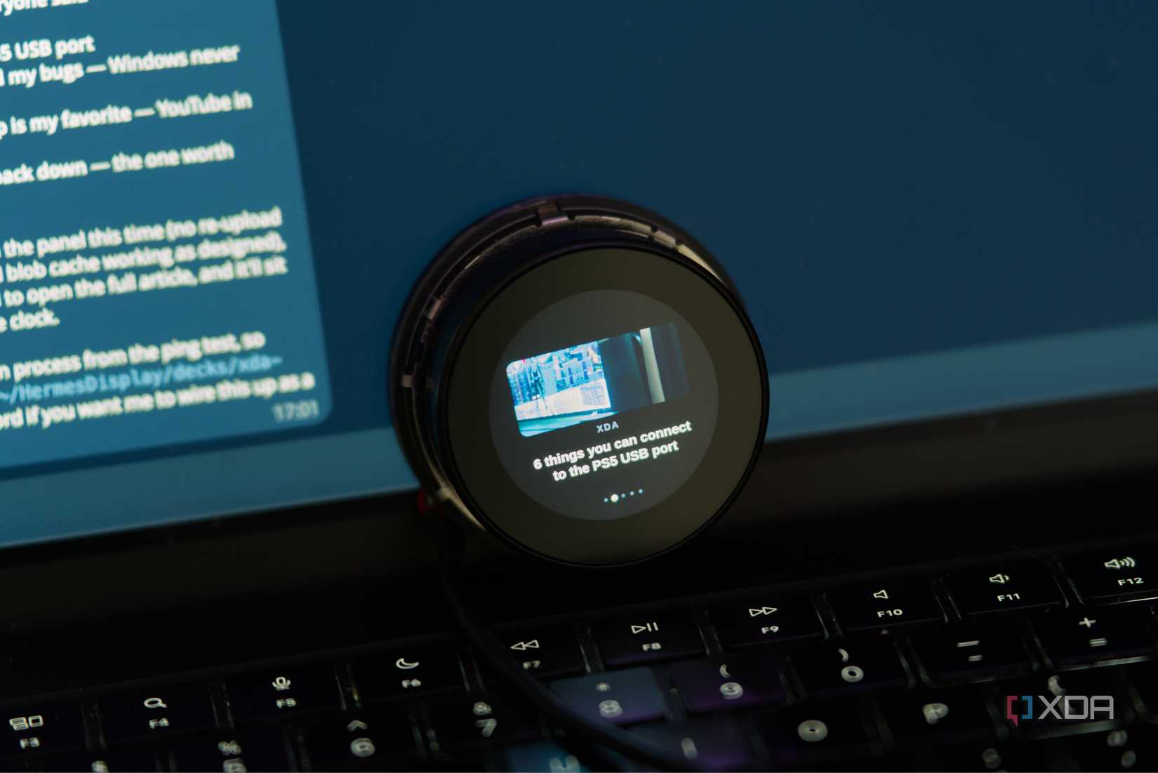Hermes Display on an ESP32 showing an article on XDA