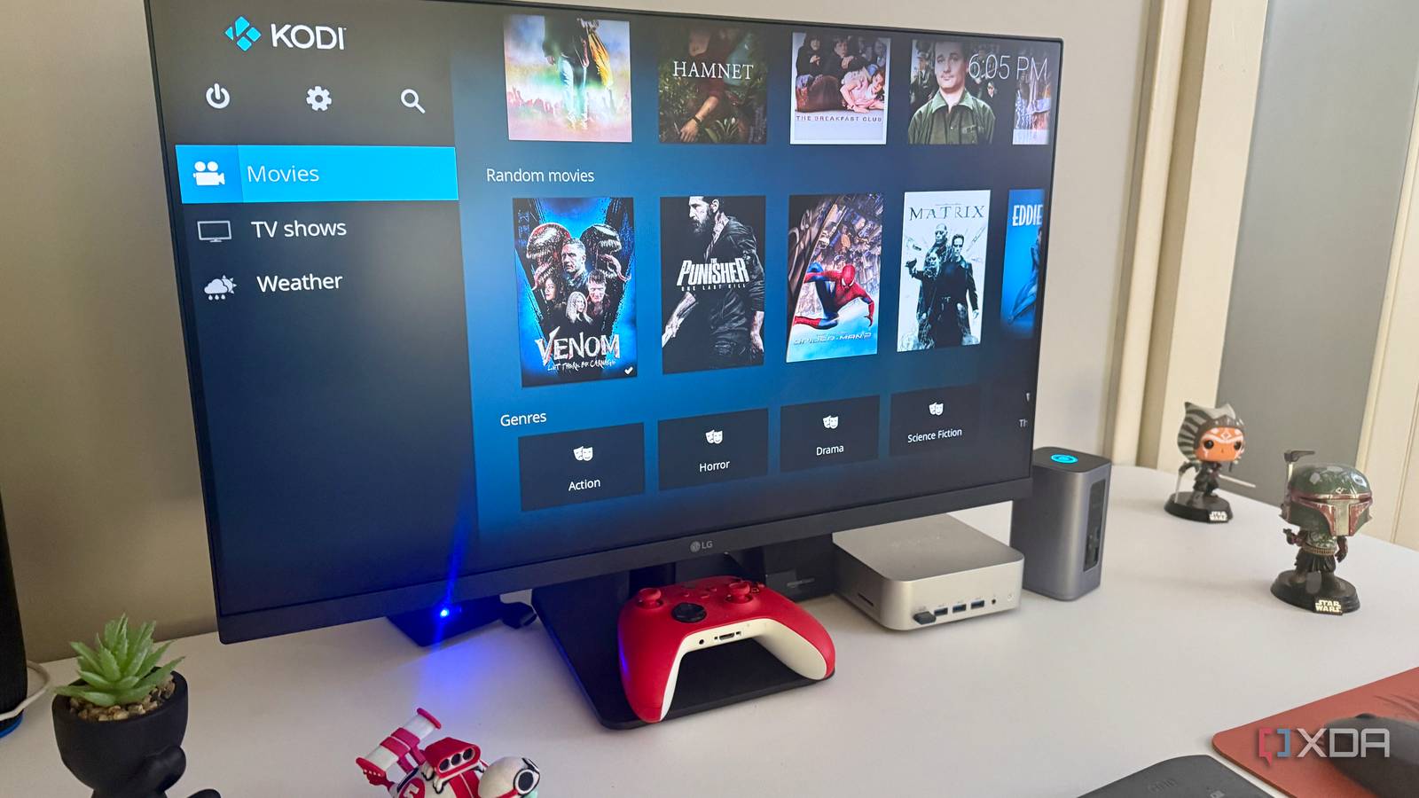 In the Plex vs Jellyfin debate, everyone forgot the media player that works without either Интерфейс медиацентра Kodi на экране телевизора