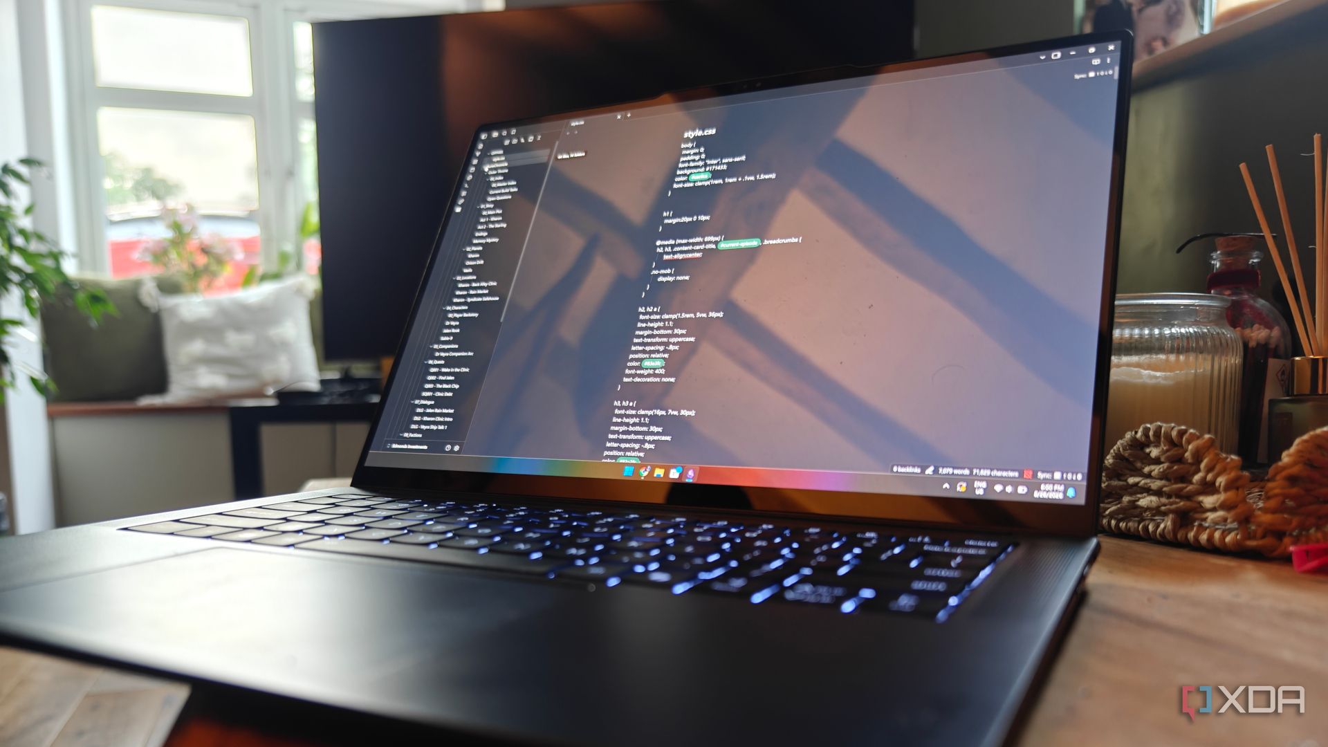 Obsidian running on laptop
