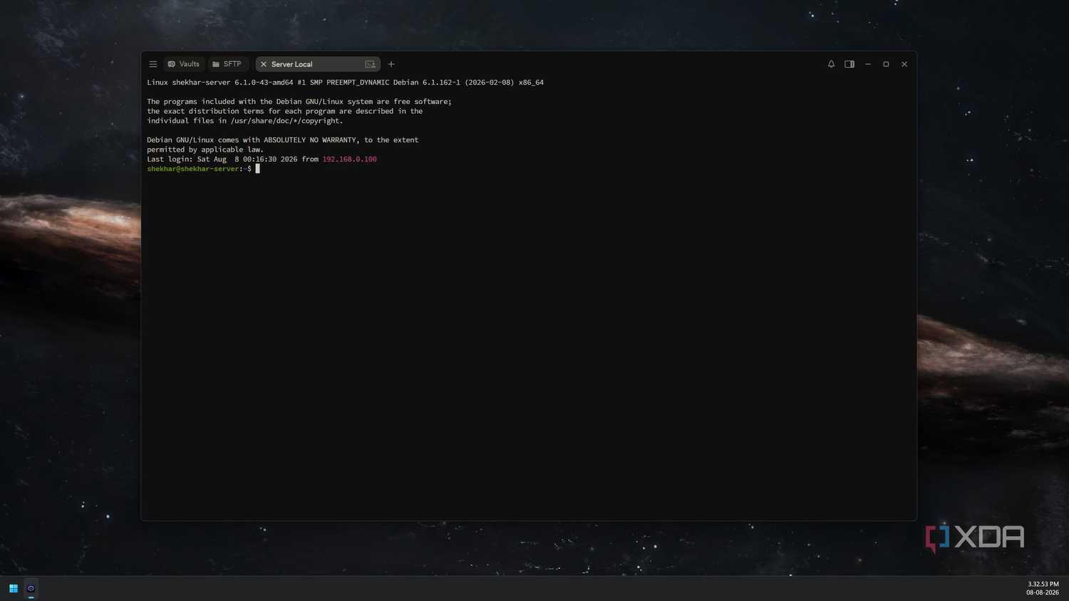 Почему старый ноутбук — лучший выбор для домашнего сервера Termius terminal showing an active SSH session to the home server