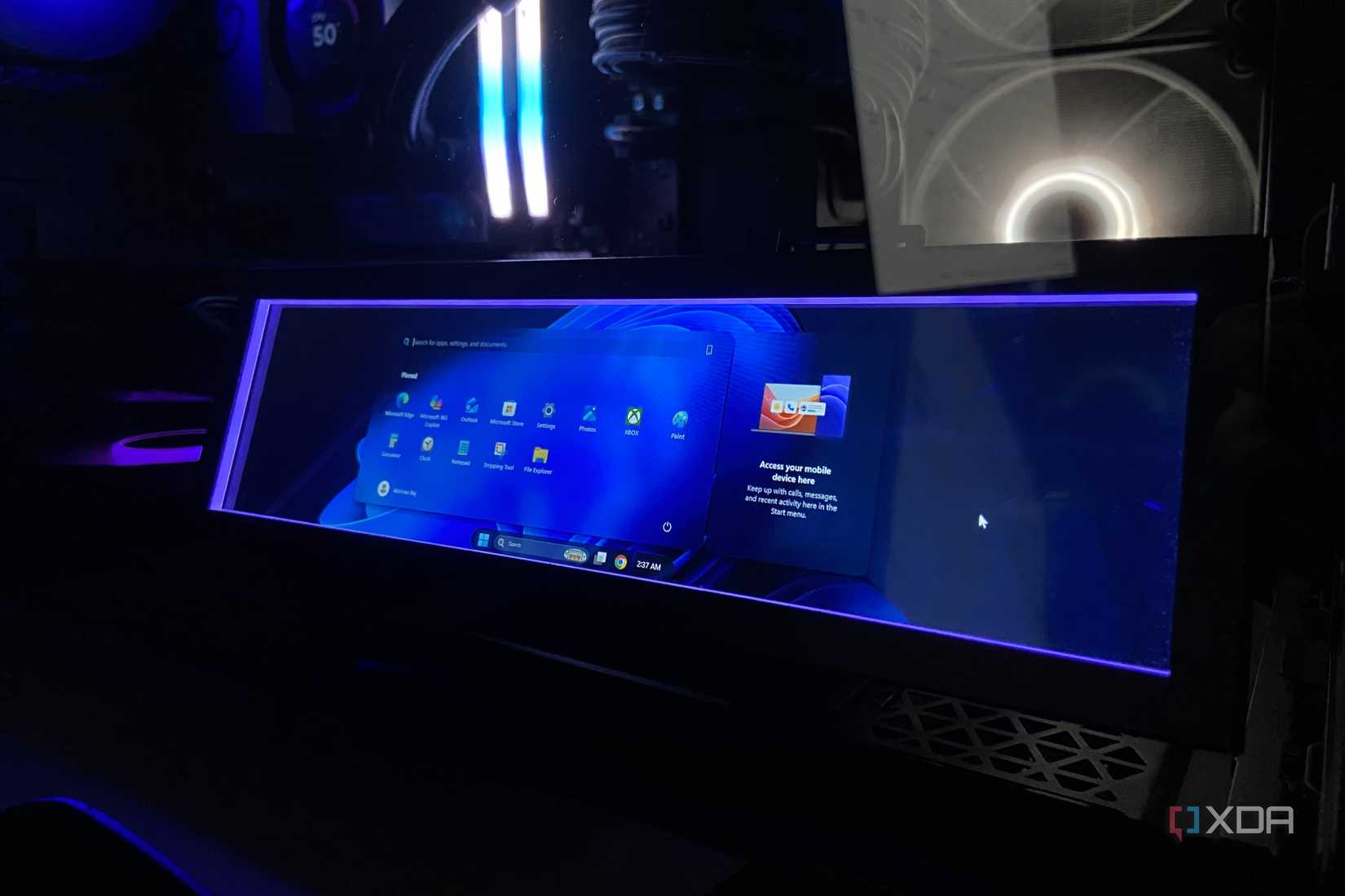 Lian Li 8.8-inch Universal Screen running Windows 11 Pro.