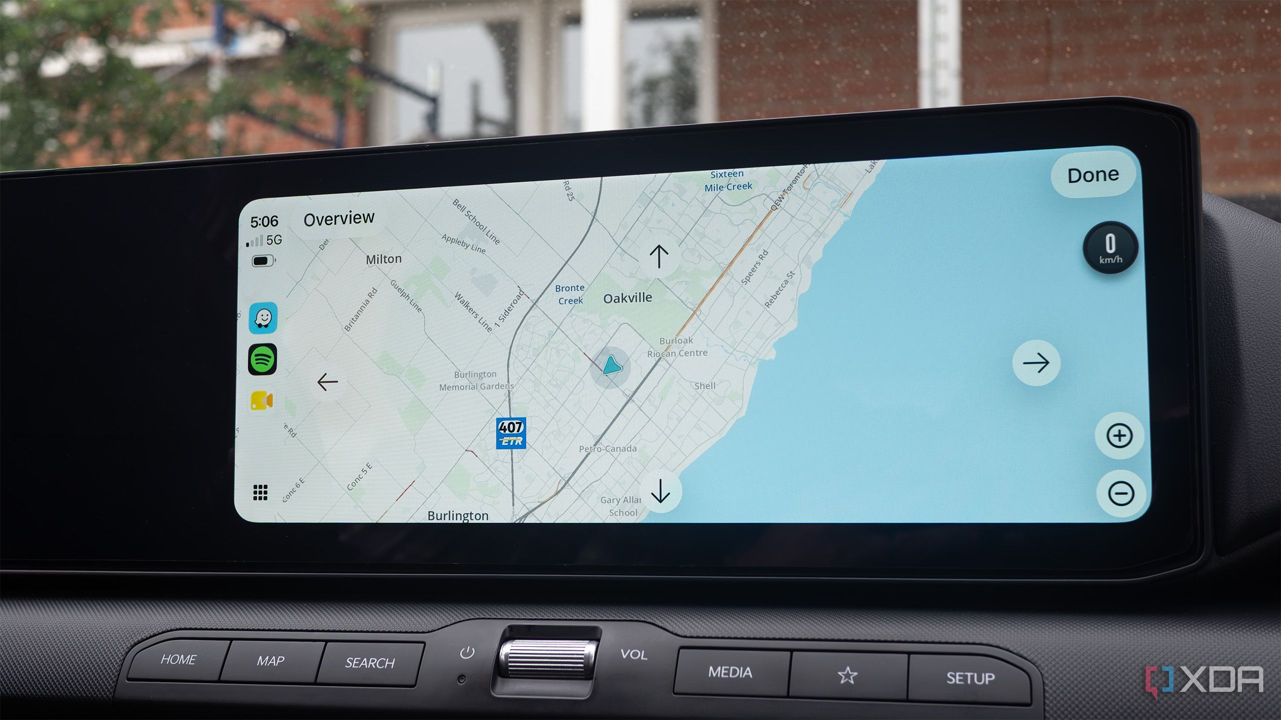 Wireless Android Auto with Waze open 