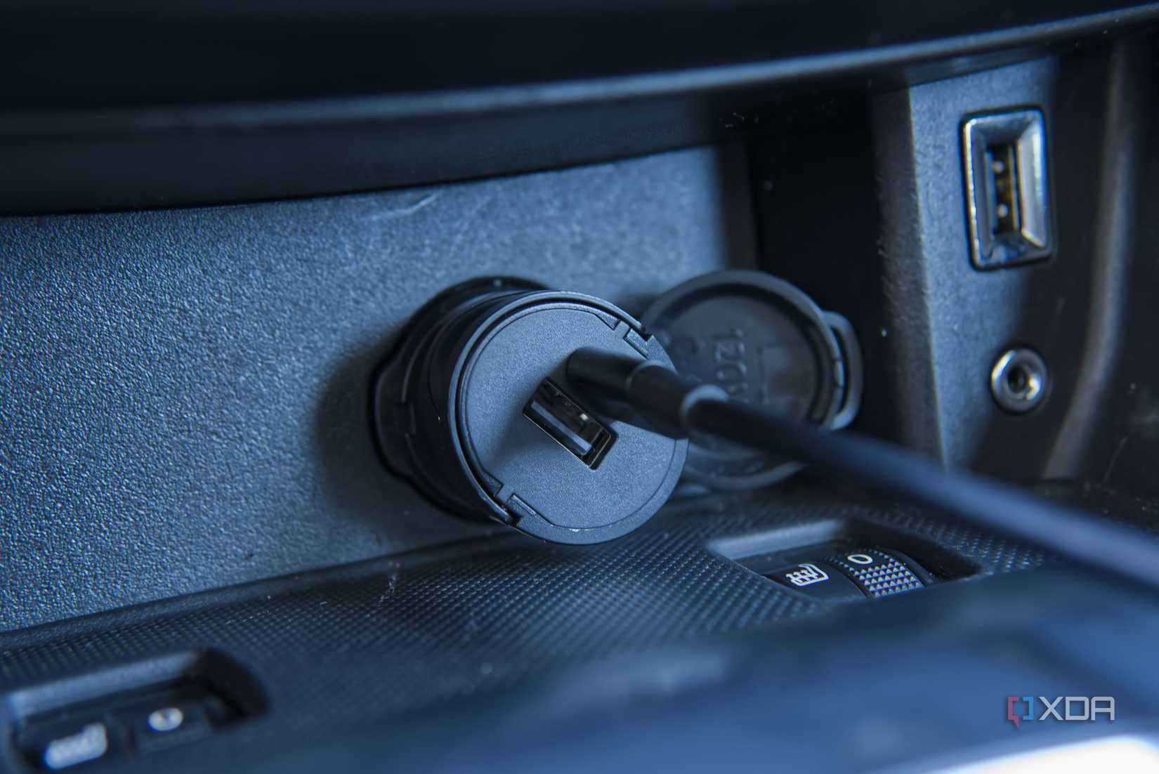 зарядка USB-C в автомобиль — иллюстрация 5 к материалу зарядка USB-C в автомобиль — иллюстрация 5 к материалу