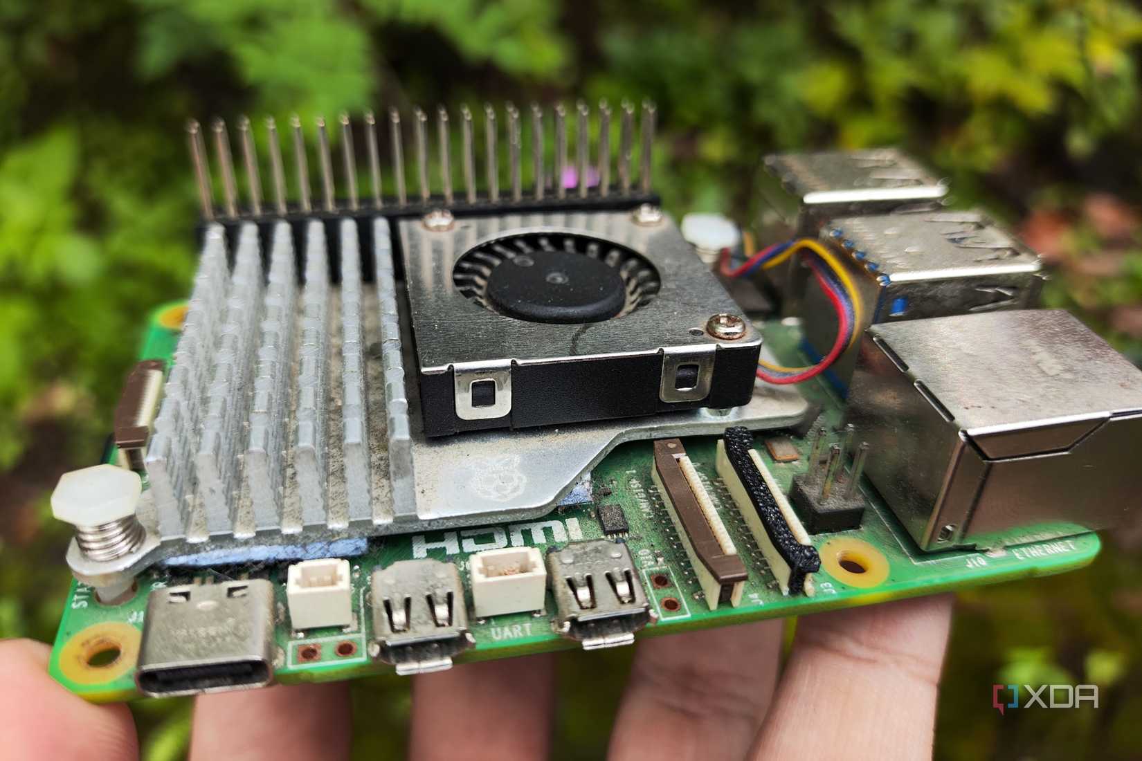 I 3D printed a replacement for the Raspberry Pi 5's fragile MIPI latch ...