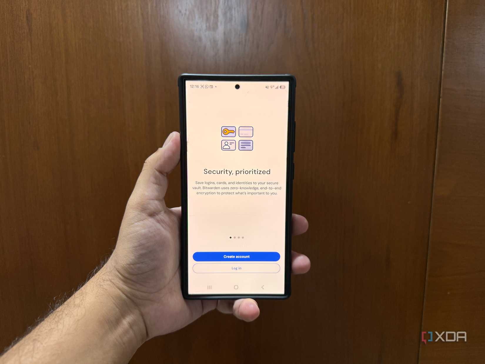 Bitwarden на телефоні Samsung Galaxy