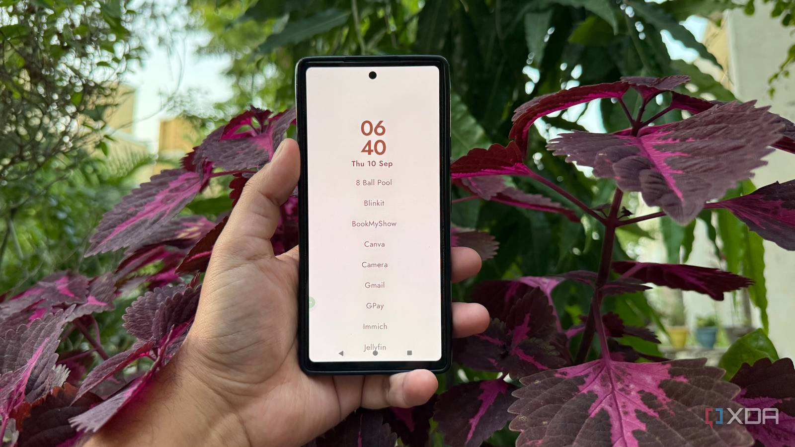 After years with Niagara Launcher, this open-source alternative finally ...