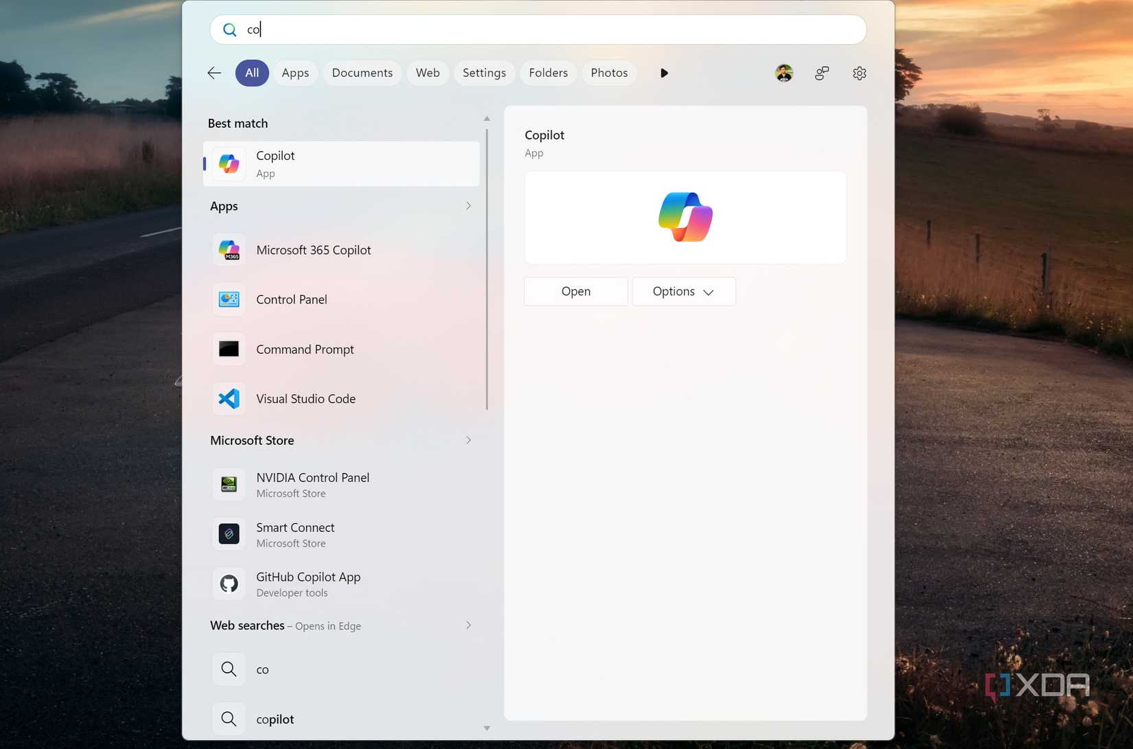 Сравнение возможностей приложения Gemini для Windows и Microsoft Copilot Два приложения Copilot на платформе Windows
