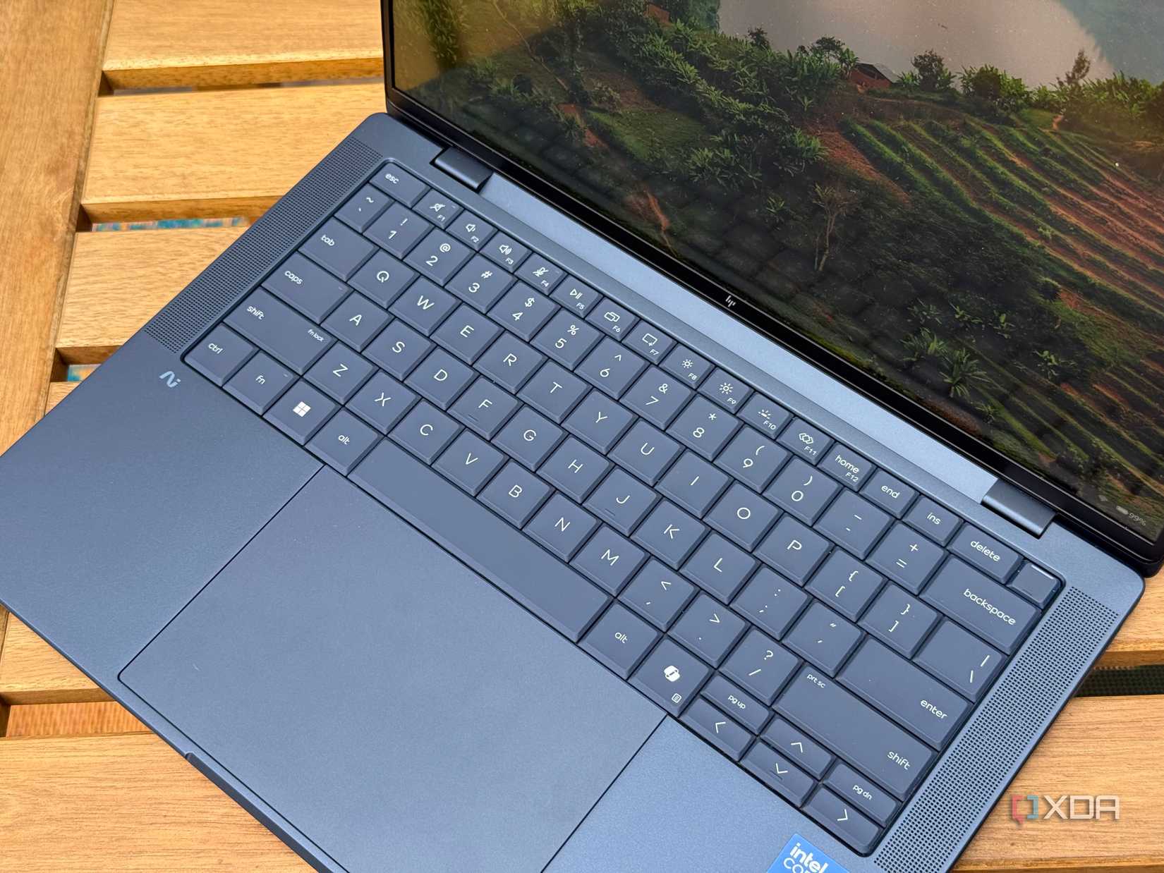 Обзор HP EliteBook X G2i: премиальный ноутбук с отличным экраном и странностями в работе — иллюстрация 8 к материалу Обзор HP EliteBook X G2i: премиальный ноутбук с отличным экраном и странностями в работе — иллюстрация 8 к материалу