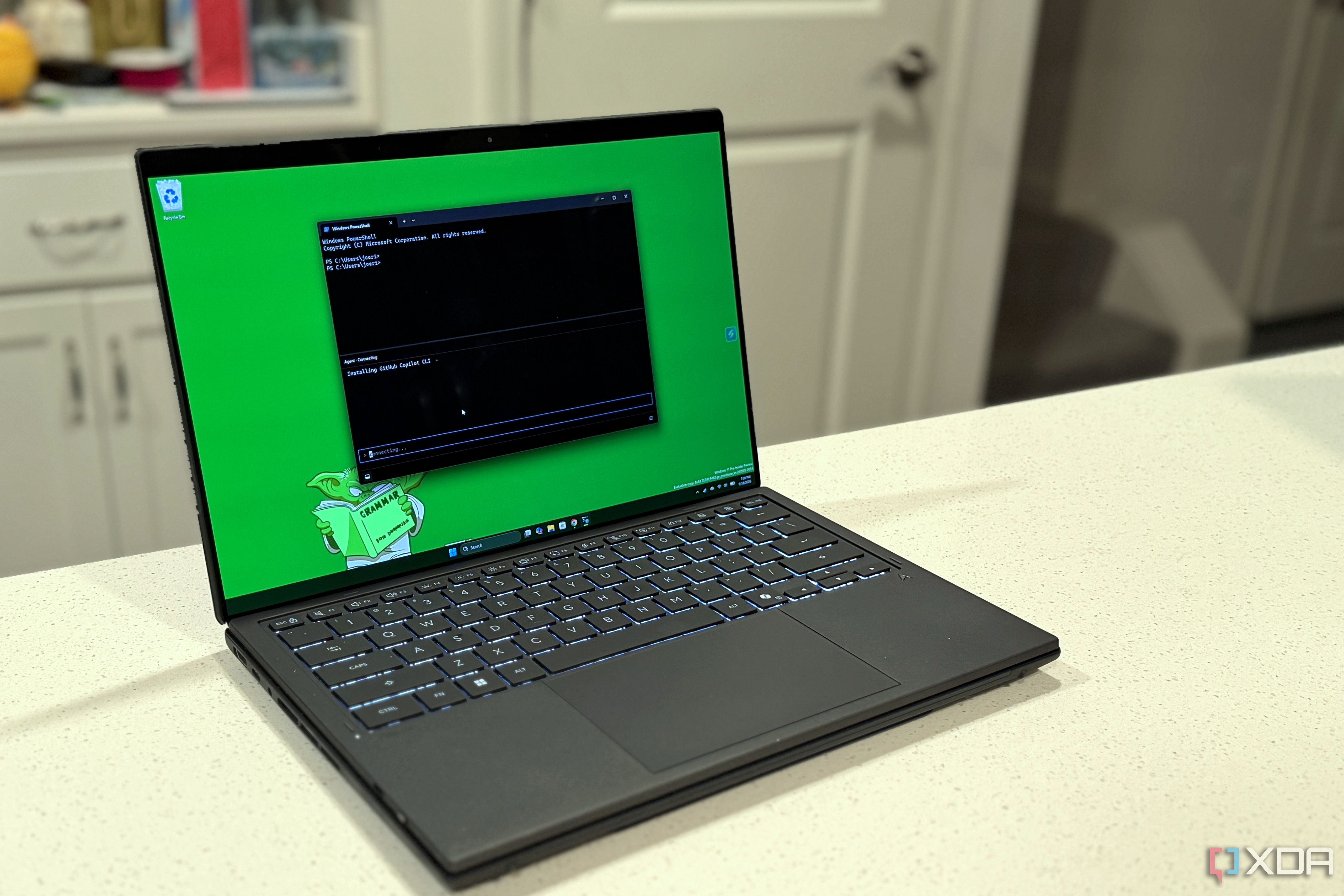 intelligent terminal on laptop