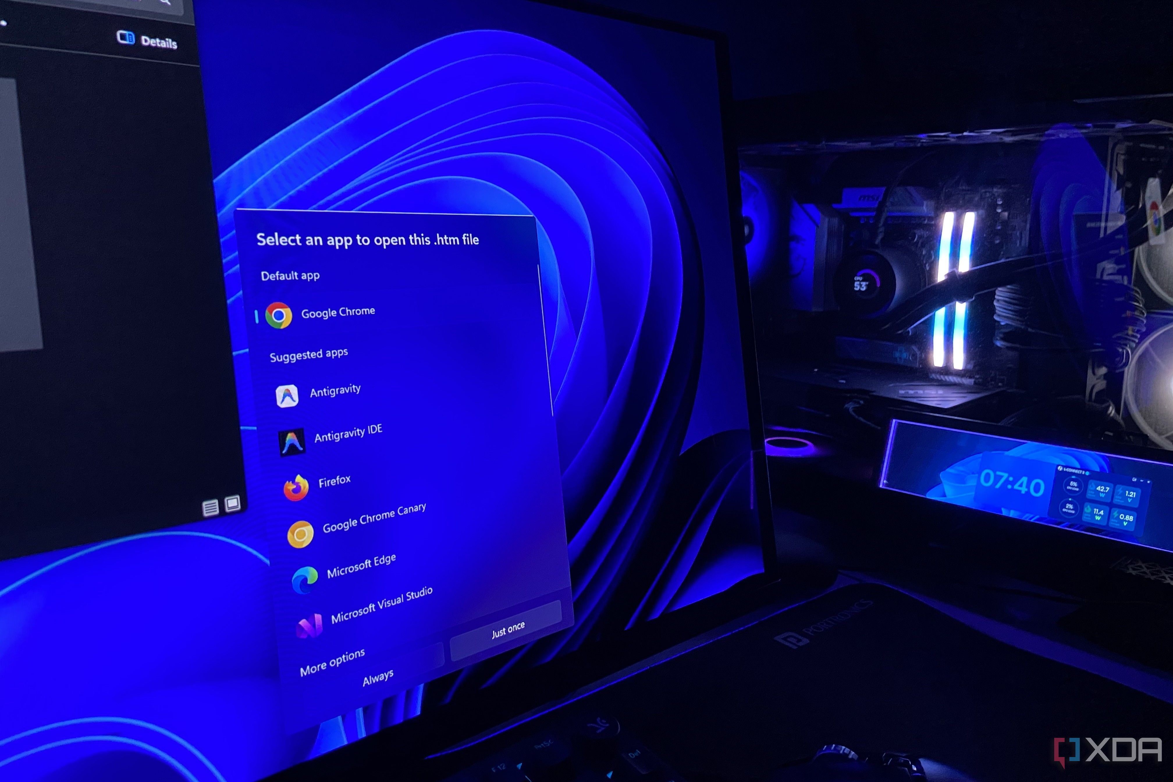 Windows 11 Resets Default Apps, Policy Setting Fixes It