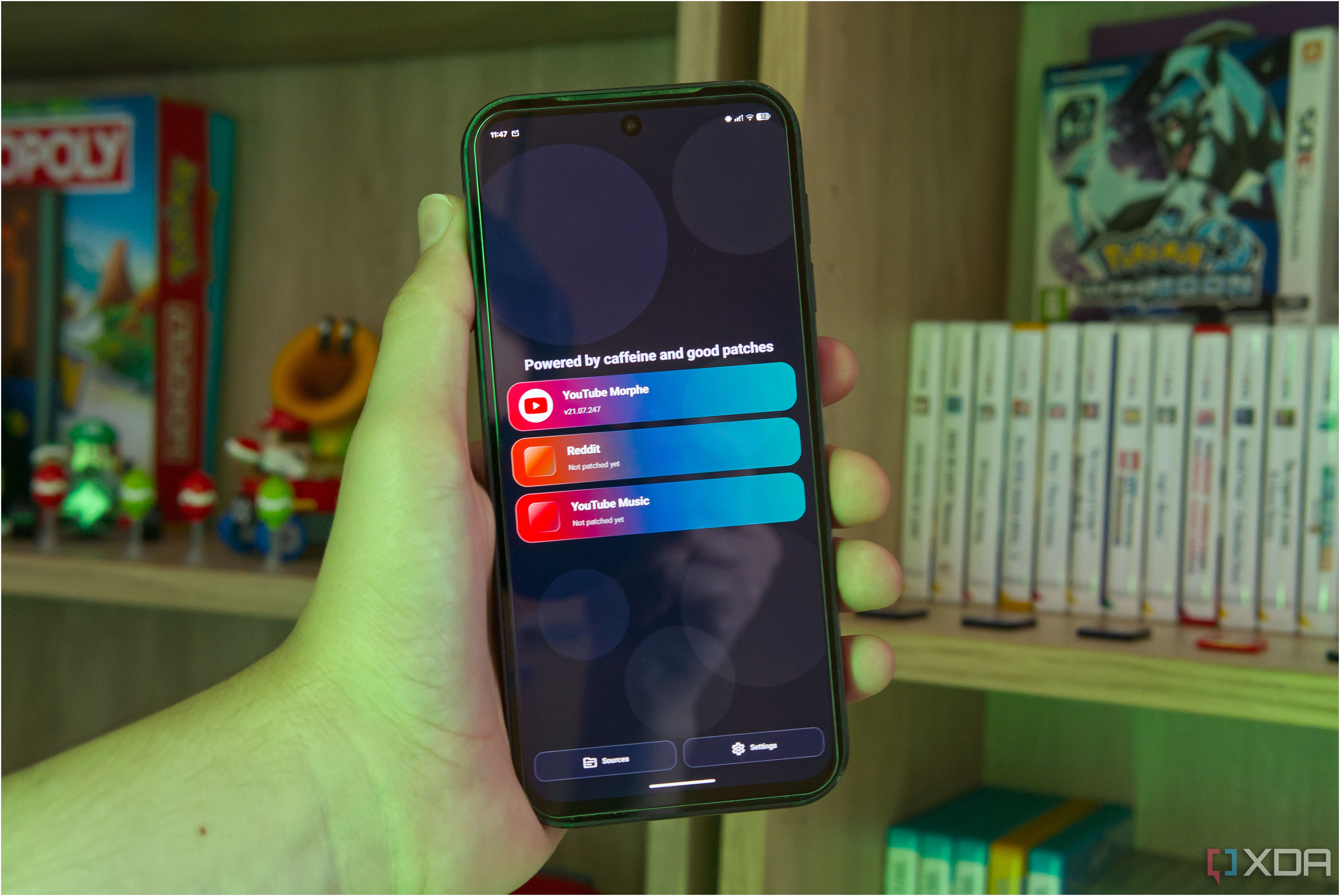 A phone showing the home screen for the Morphe patcher app