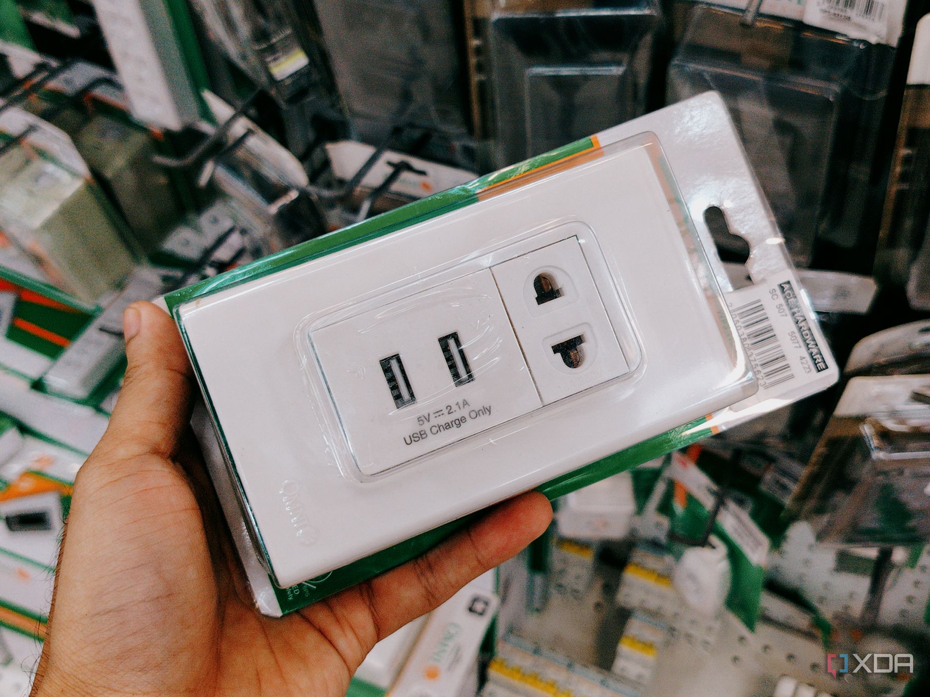 USB-and-two-prong-wall-outlet