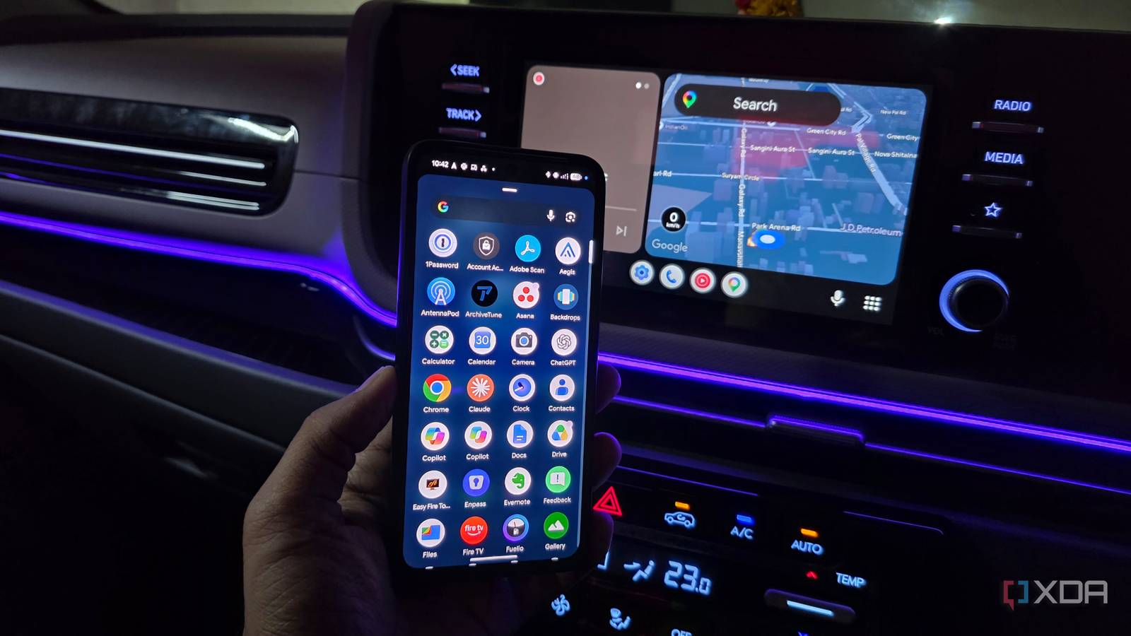 Un vieux Pixel transformé en écran Android Auto avec Open Headunit