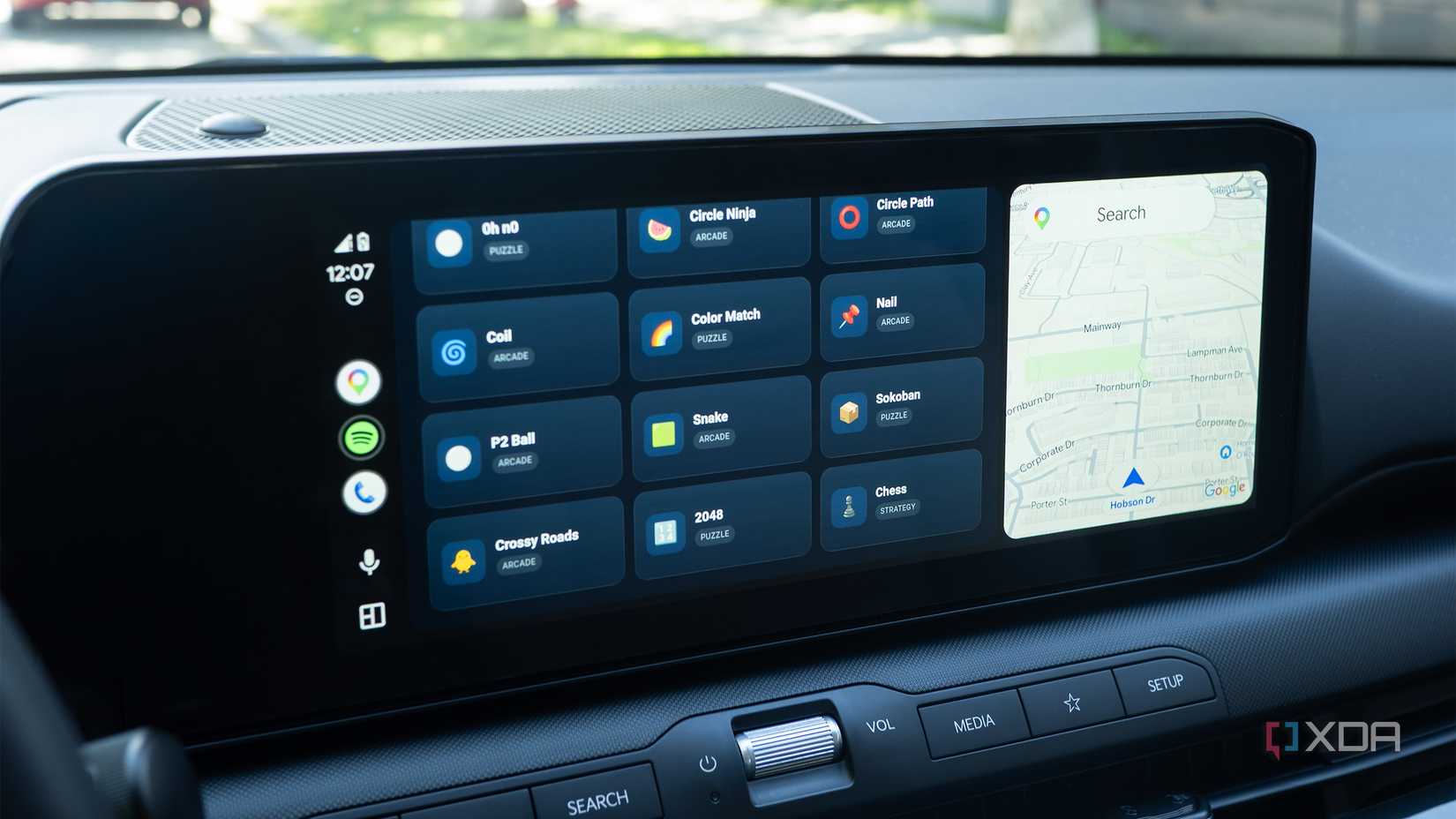 приложение Xtream Player для Android Auto — иллюстрация 2 к материалу
