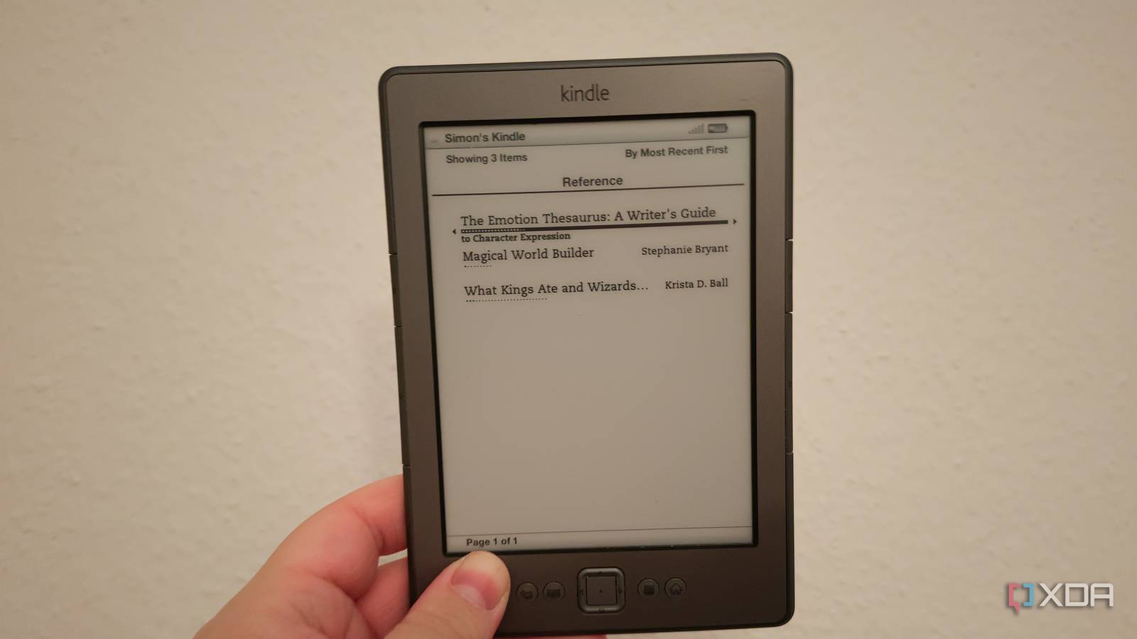 I finally understand why old Kindles have sharper text than new ones ...